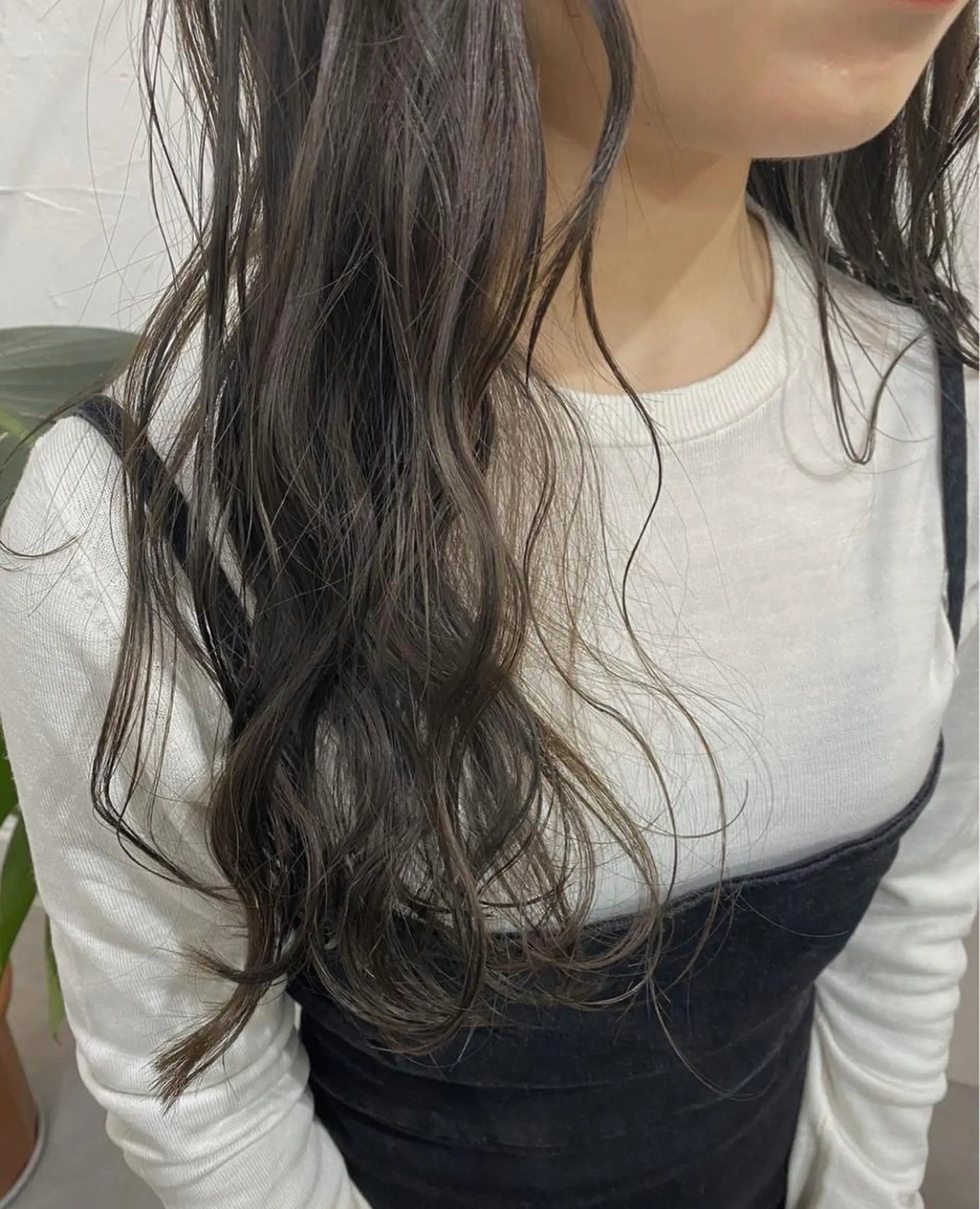 ロング カラー ヘアアレンジ オレンジ 暗髪カラー🫐パーマ おくだりんかのヘアスタイル