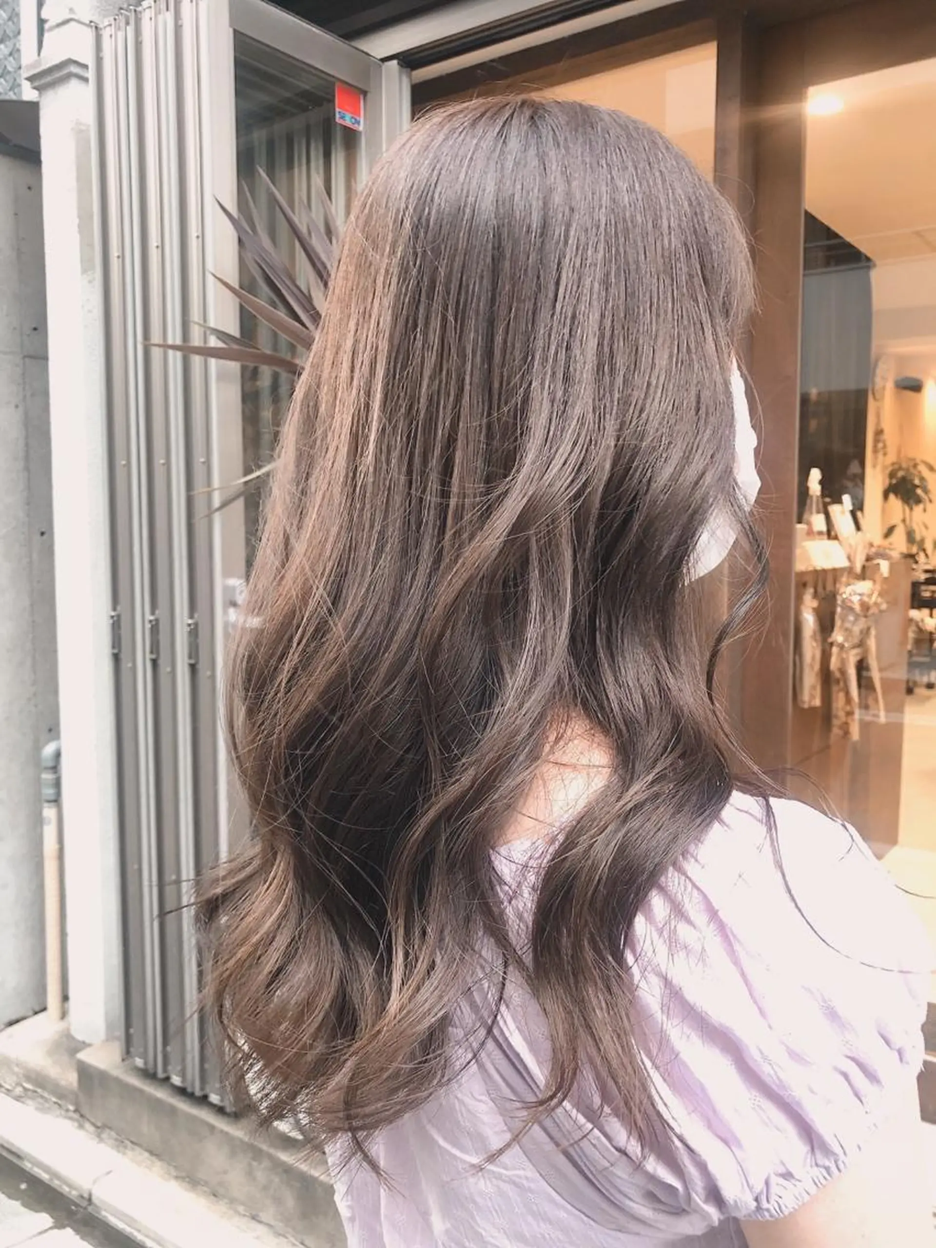 ロング カット ヘアカラー トリートメント ✨ミニモ限定価格◎ ブリーチ無しカラーのヘアスタイル