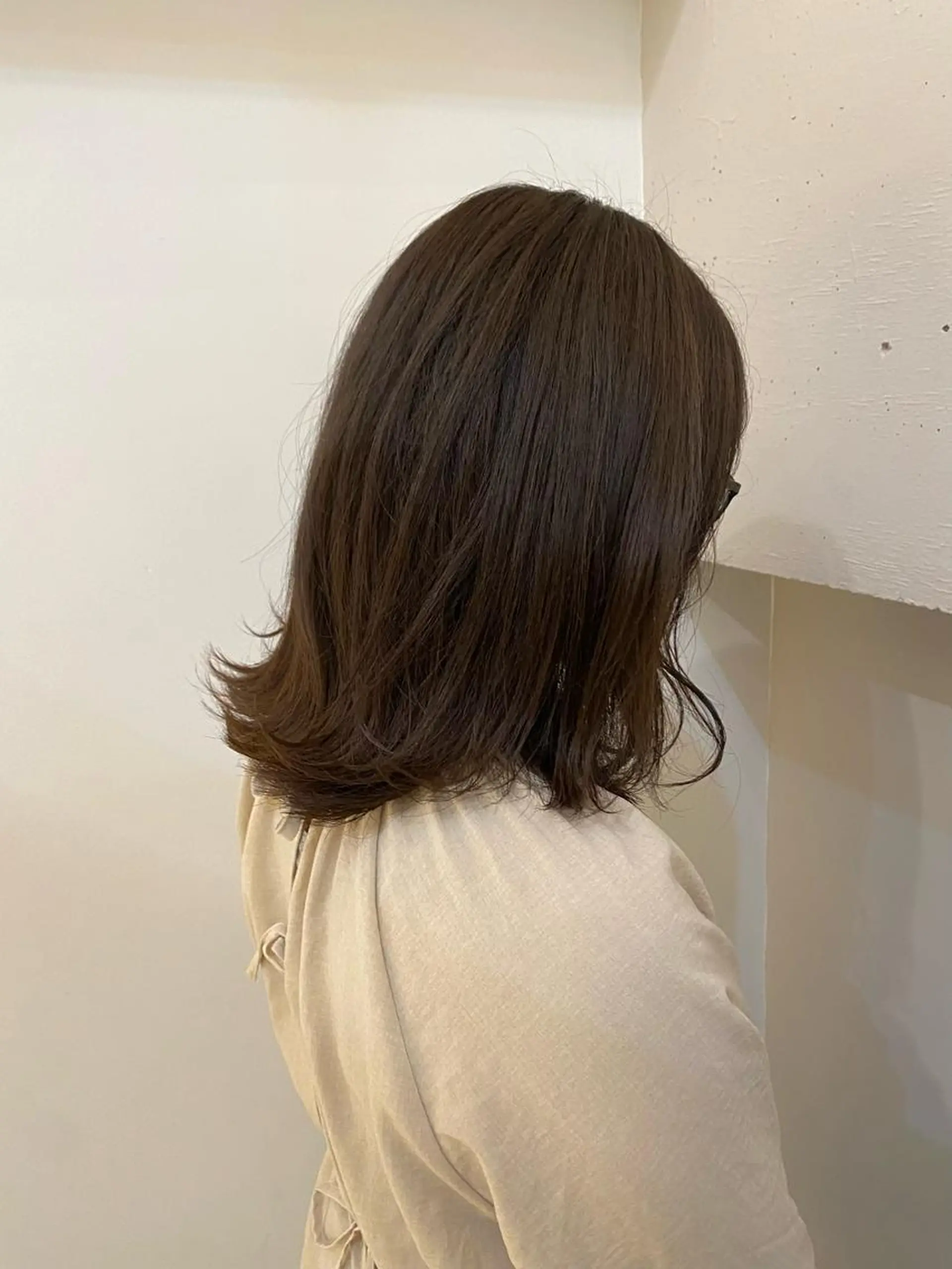 カラー ブラウンカラー Lomalia moekaのヘアスタイル