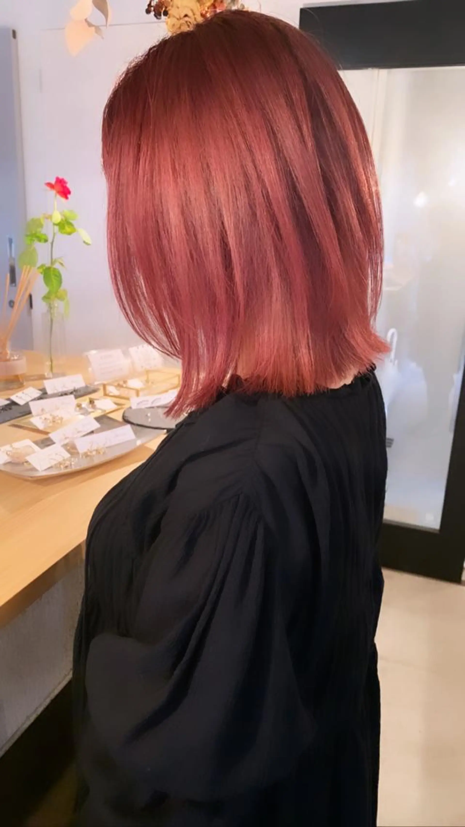 ミディアム カラー カット ヘアカラー tocca hair & treatment 茨木所属・ノサカ ミワコのヘアスタイル