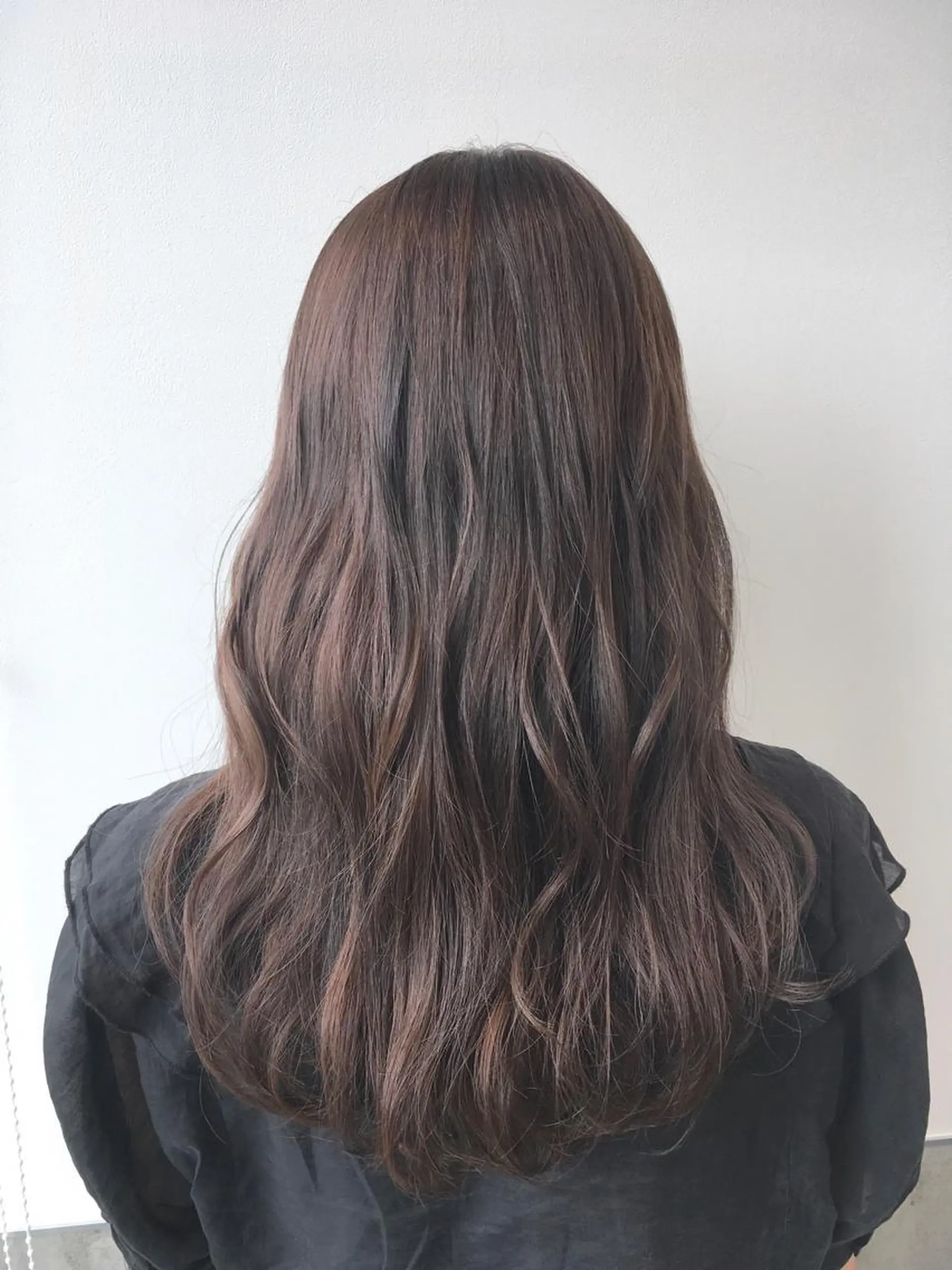 ロング カラー グレージュ ヘアカラー トリートメント ヘッドスパ ヘアセット go today shaire salon 本店所属・yoshi ☆のヘアスタイル