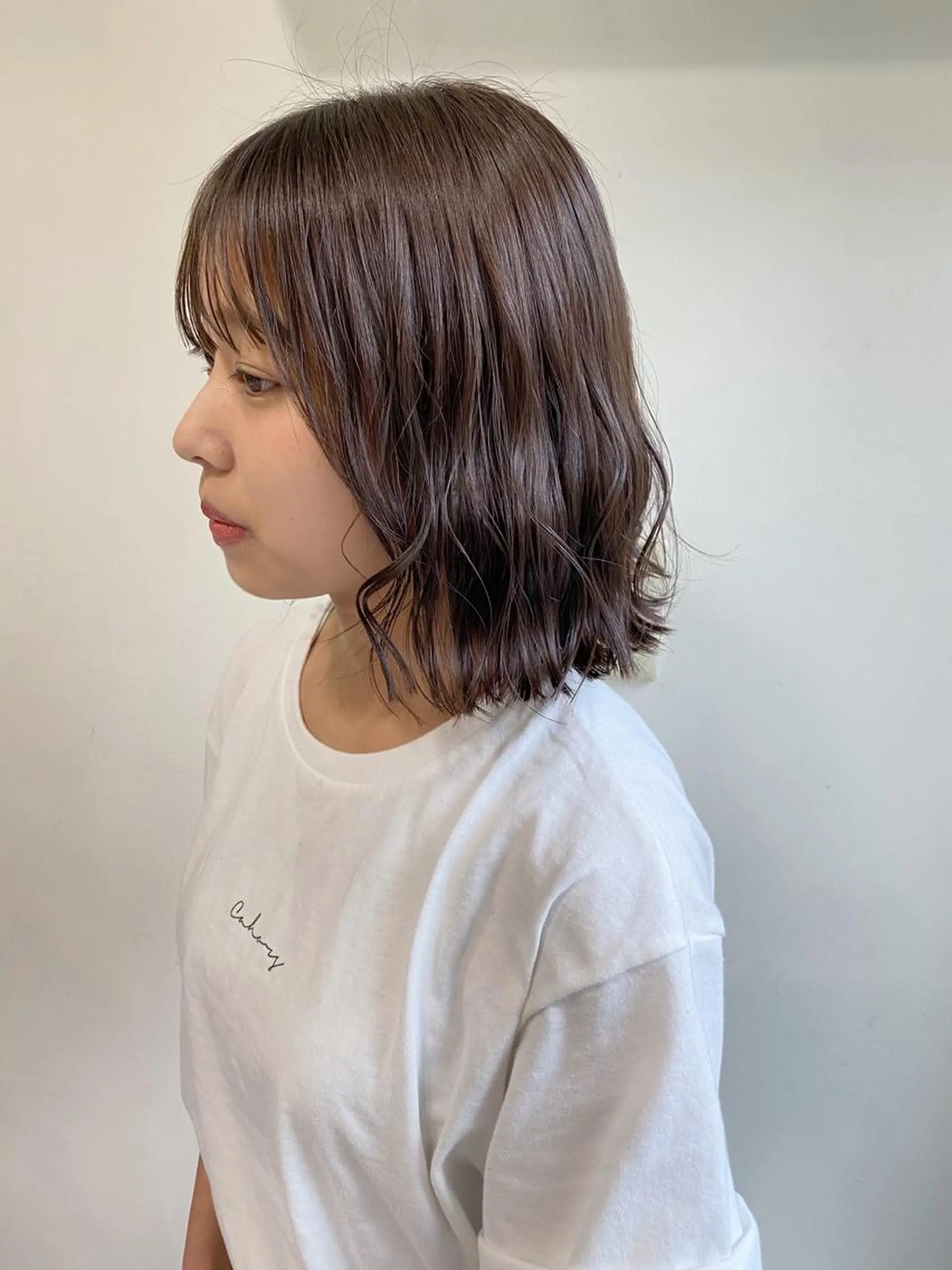 ミディアム ボブ カット トリートメント saki🌼ボブ× 透明感カラー🌼のヘアスタイル