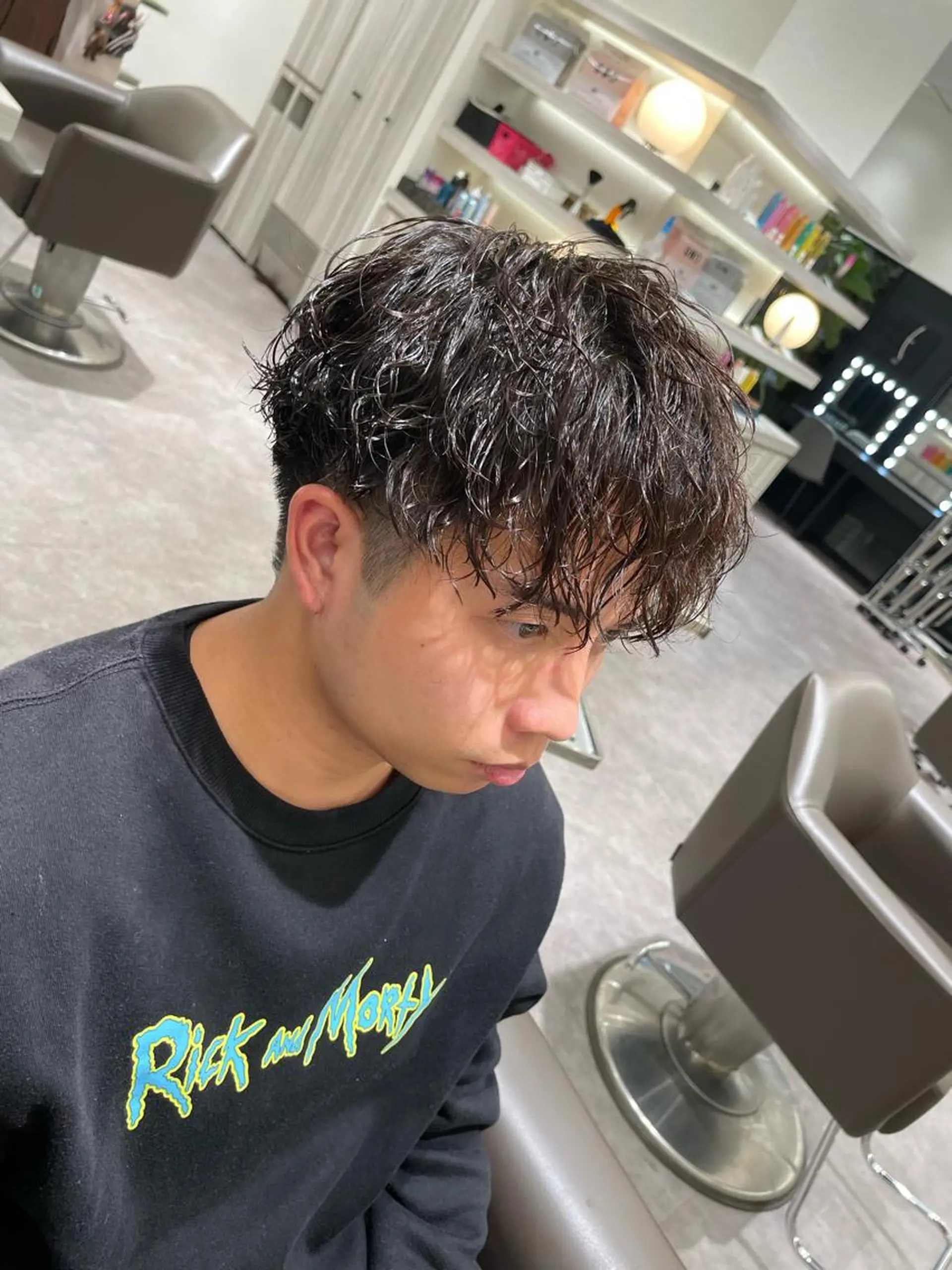 ショート パーマ メンズ カット パーマ メンズ特化店長✨ 9/9空き◎岡本一真のヘアスタイル