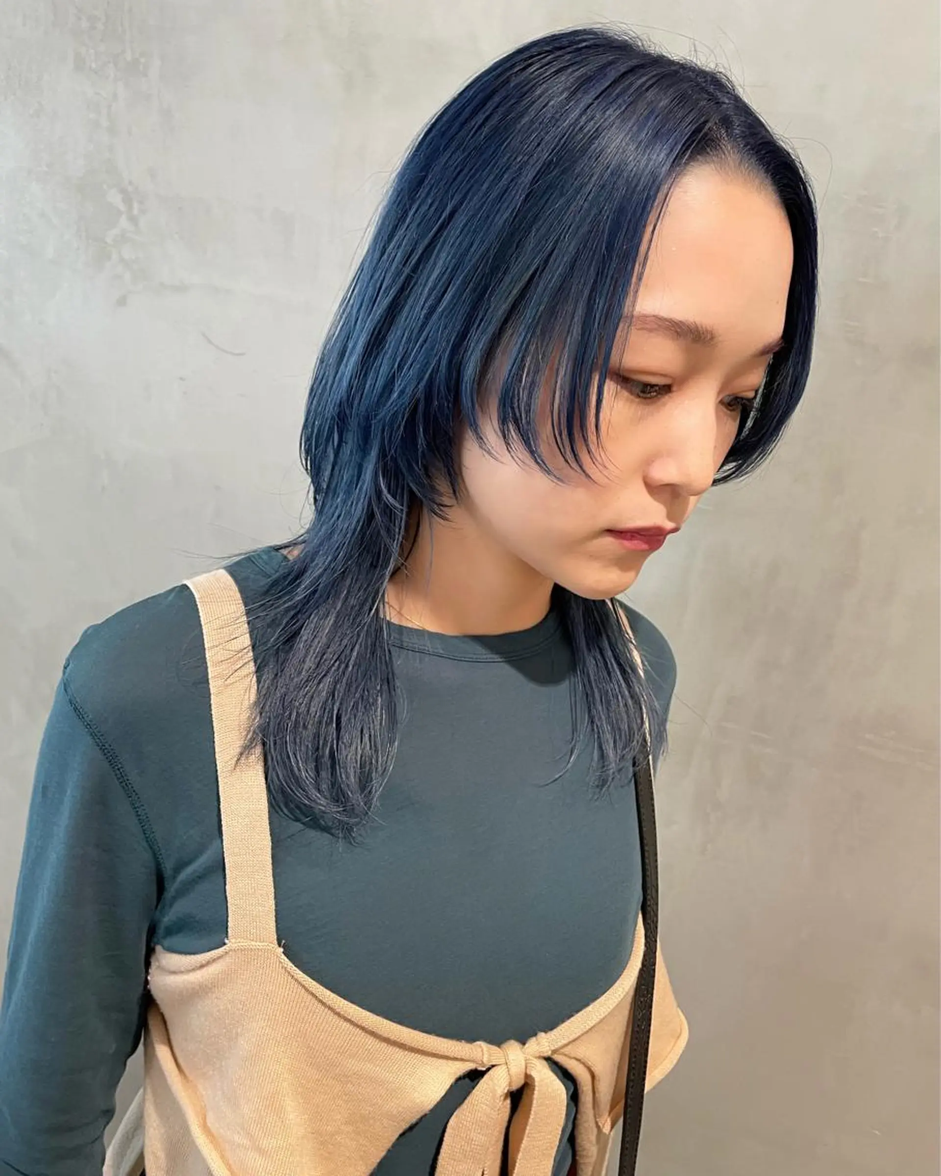 ミディアム カラー カット ヘアカラー トリートメント 優 作のヘアスタイル