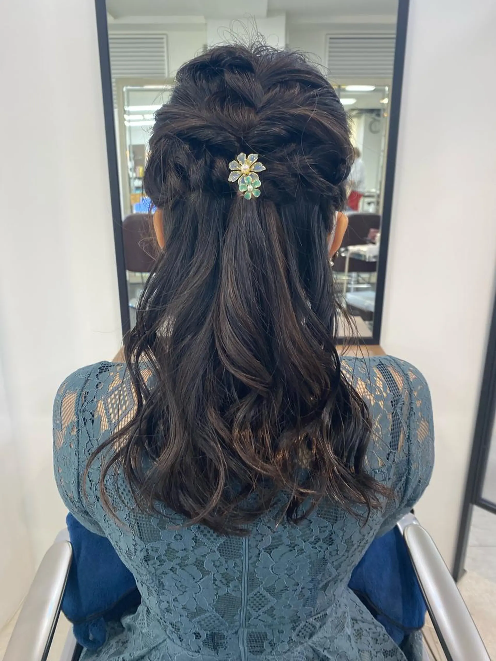 ロング 月野涼風 /レイヤーカットのヘアスタイル