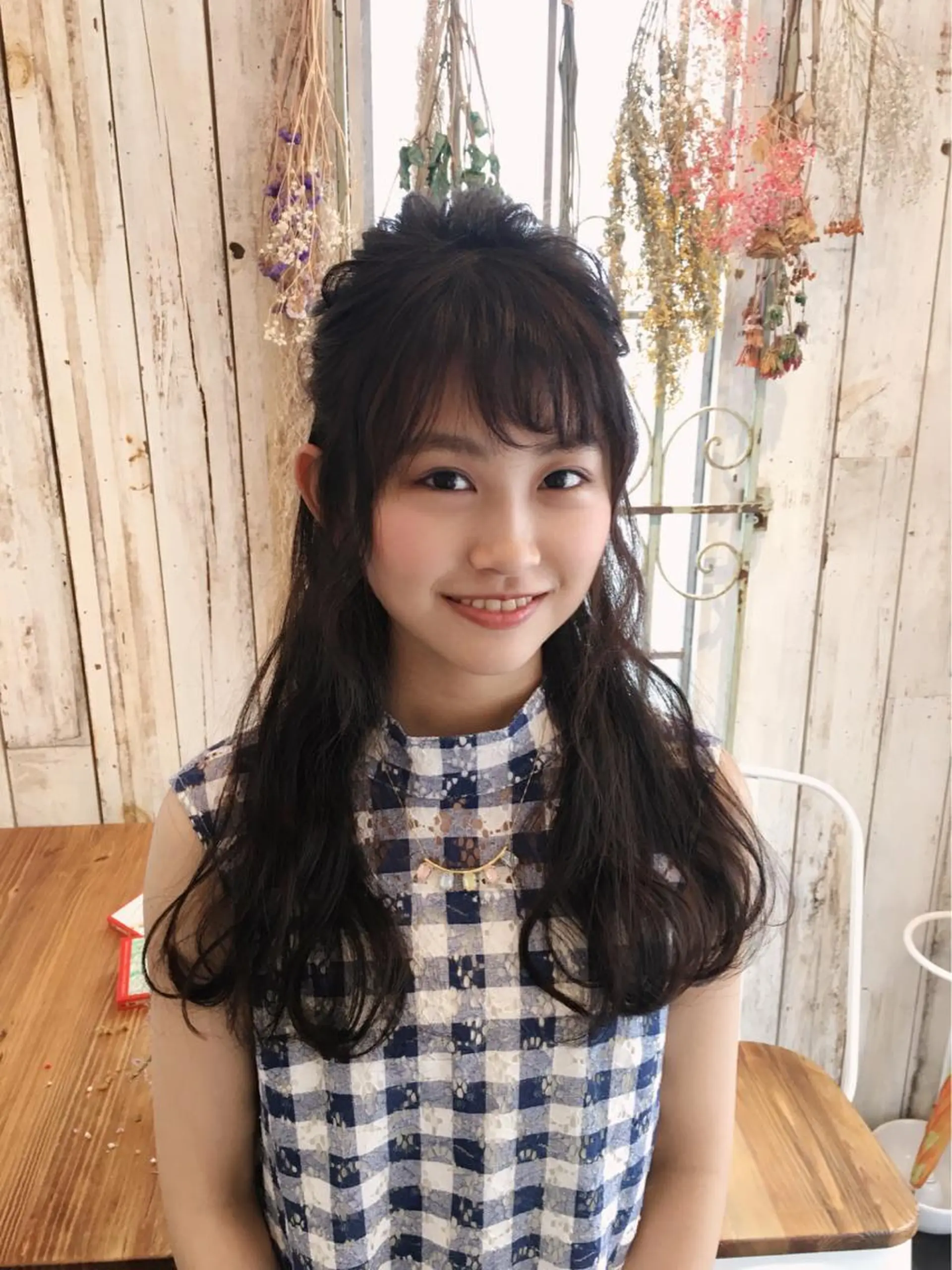 ヘアアレンジ 艶髪カラー️🫧 髪質改善特化🧸莉子のヘアスタイル