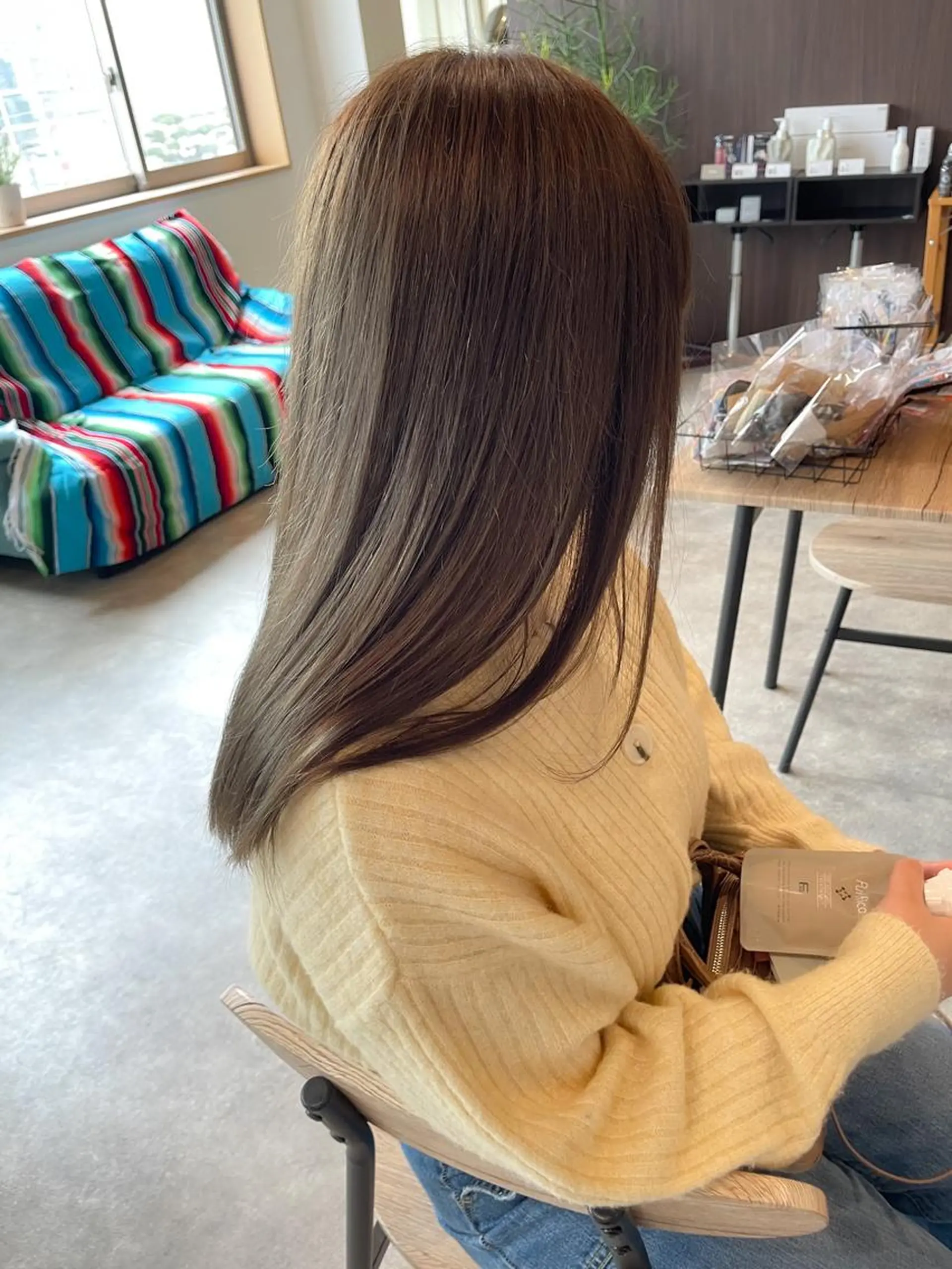 ロング カラー Maison所属・清水 亮太／赤み消しカラーのヘアスタイル