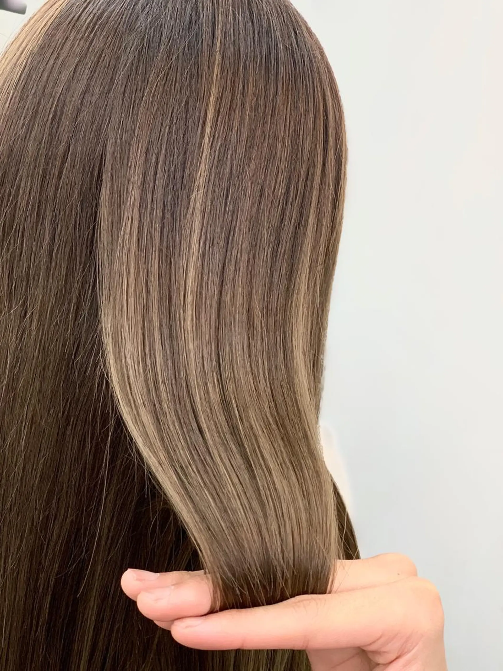 ロング ヘアカラー トリートメント 艶髪職人 山本隼正のヘアスタイル