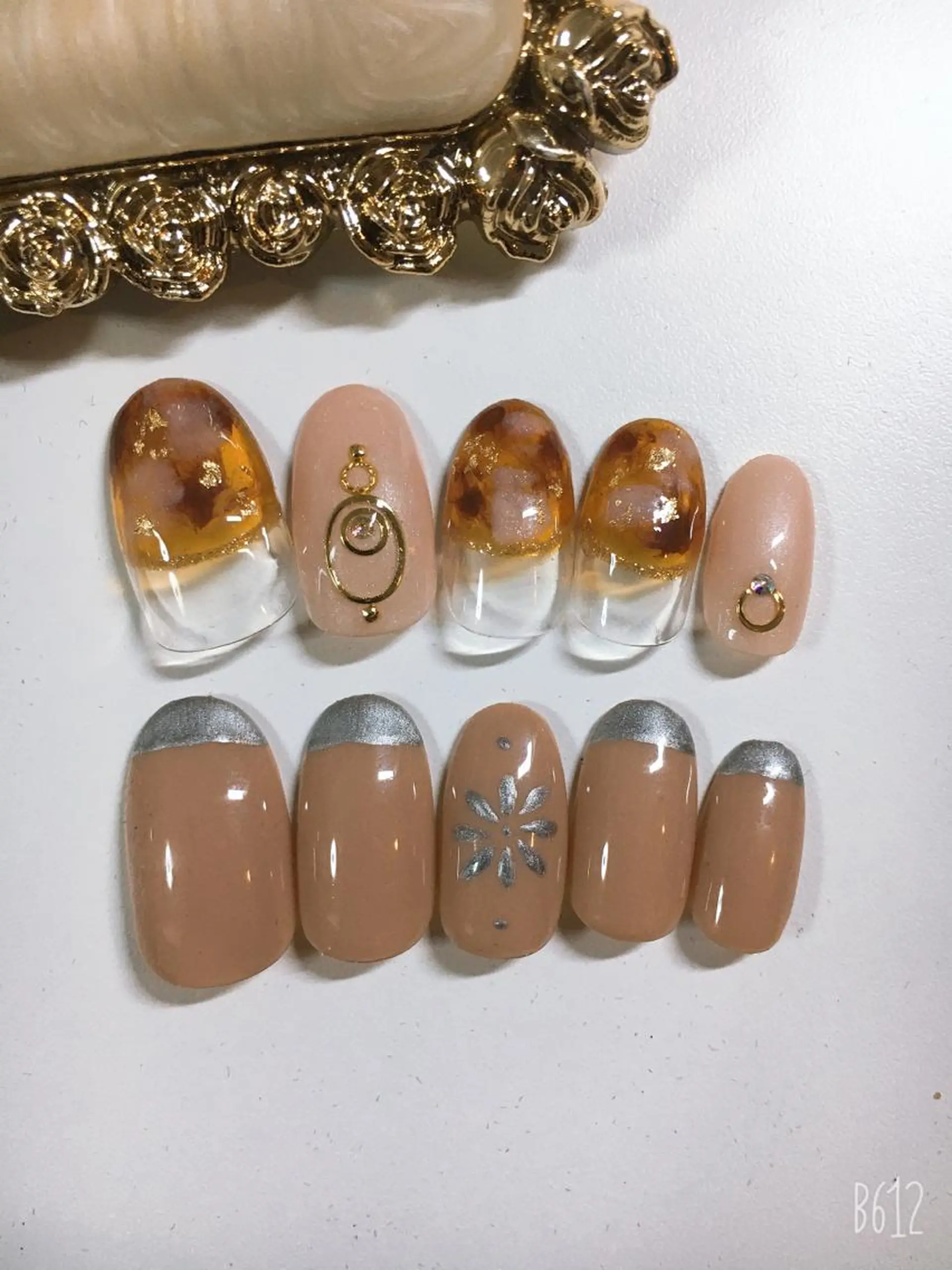 ネイル yuni所属・Nail salon yuriのネイルデザイン
