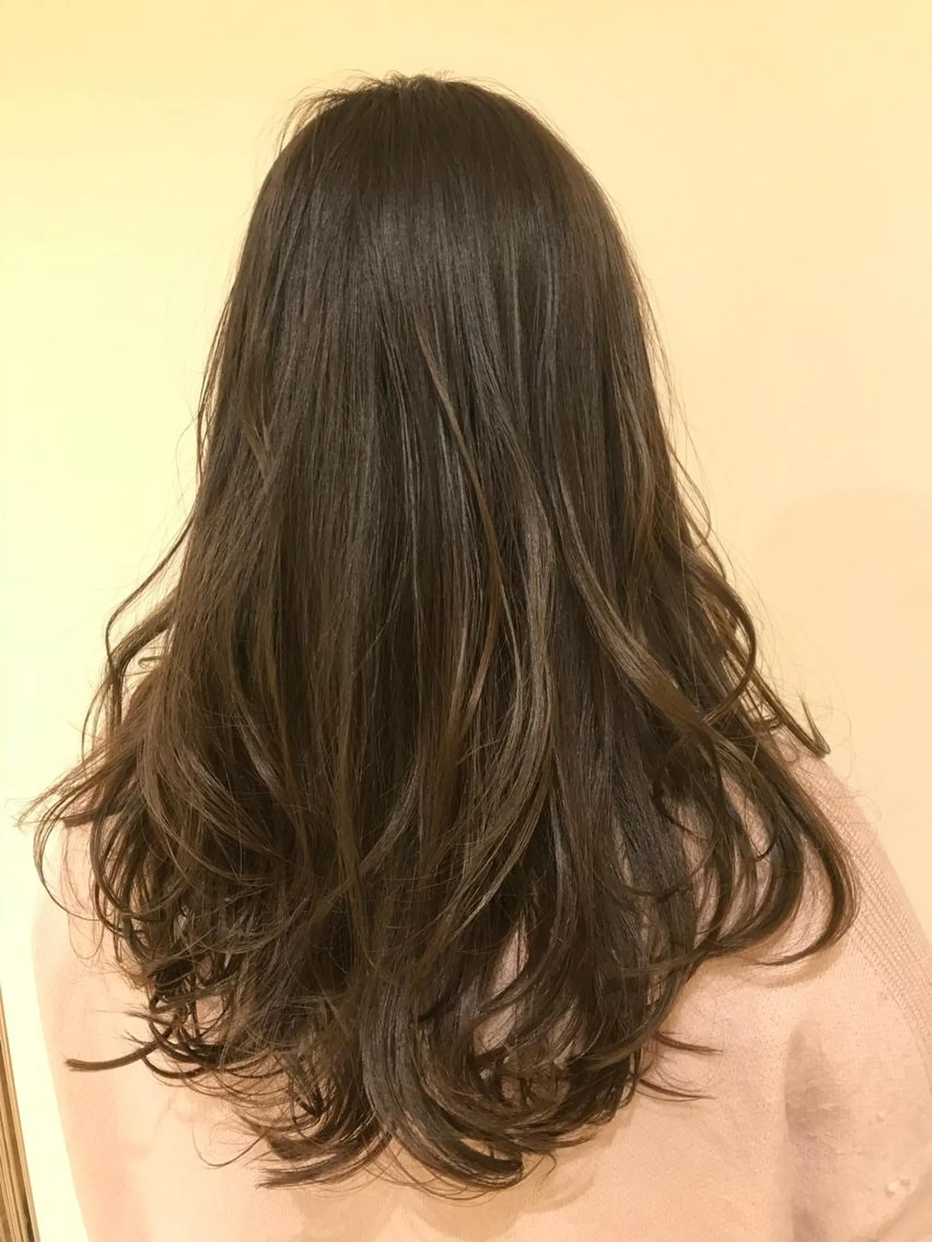 セミロング カラー イルミナカラー カット ヘアカラー ハイライト/髪質改善 ✂️十河祐輝のヘアスタイル