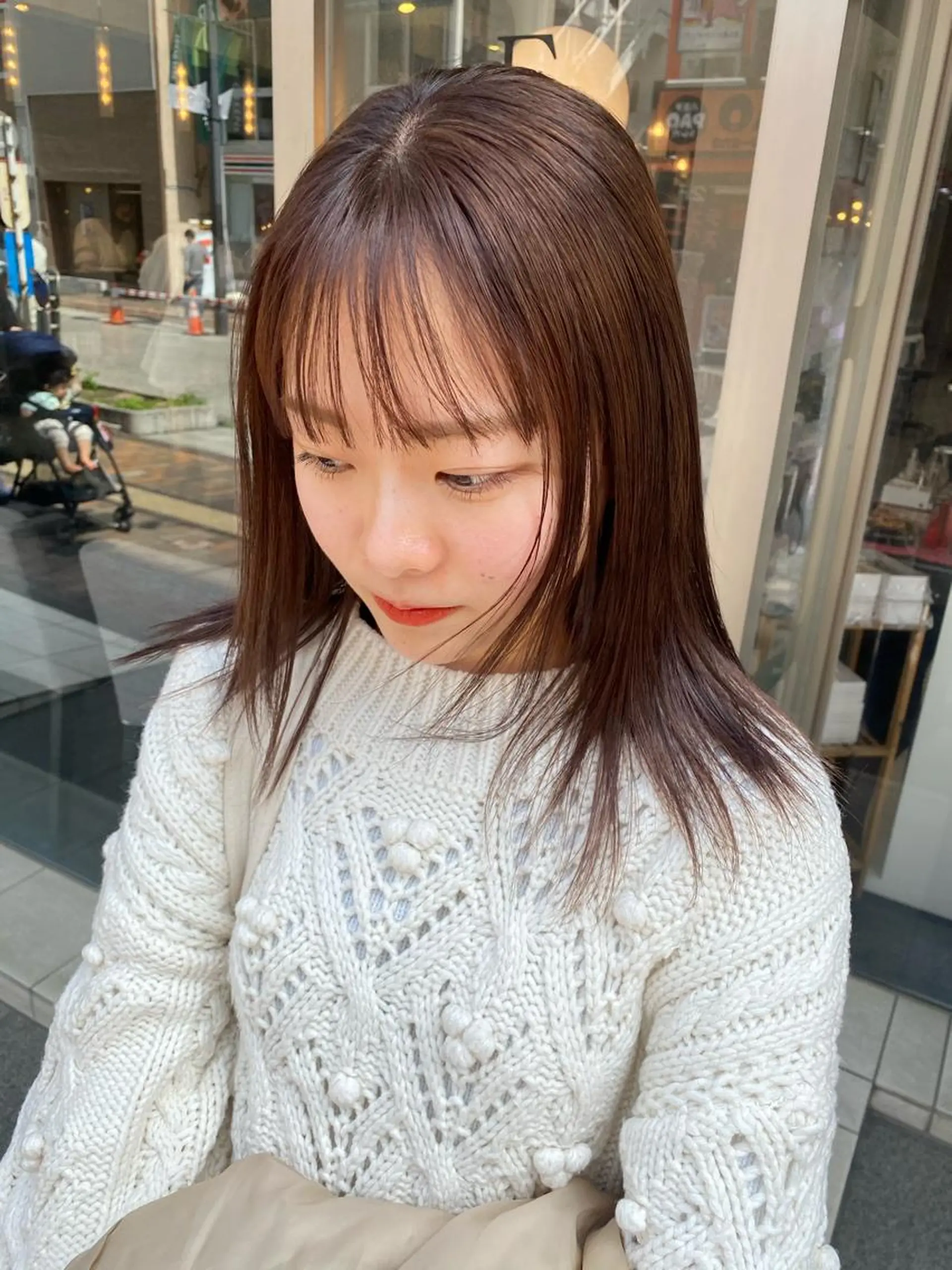 ミディアム カラー パーマ ヘアアレンジ メンズ キッズ ネイル viewstokyo所属・mana 暖色カラーカットのヘアスタイル