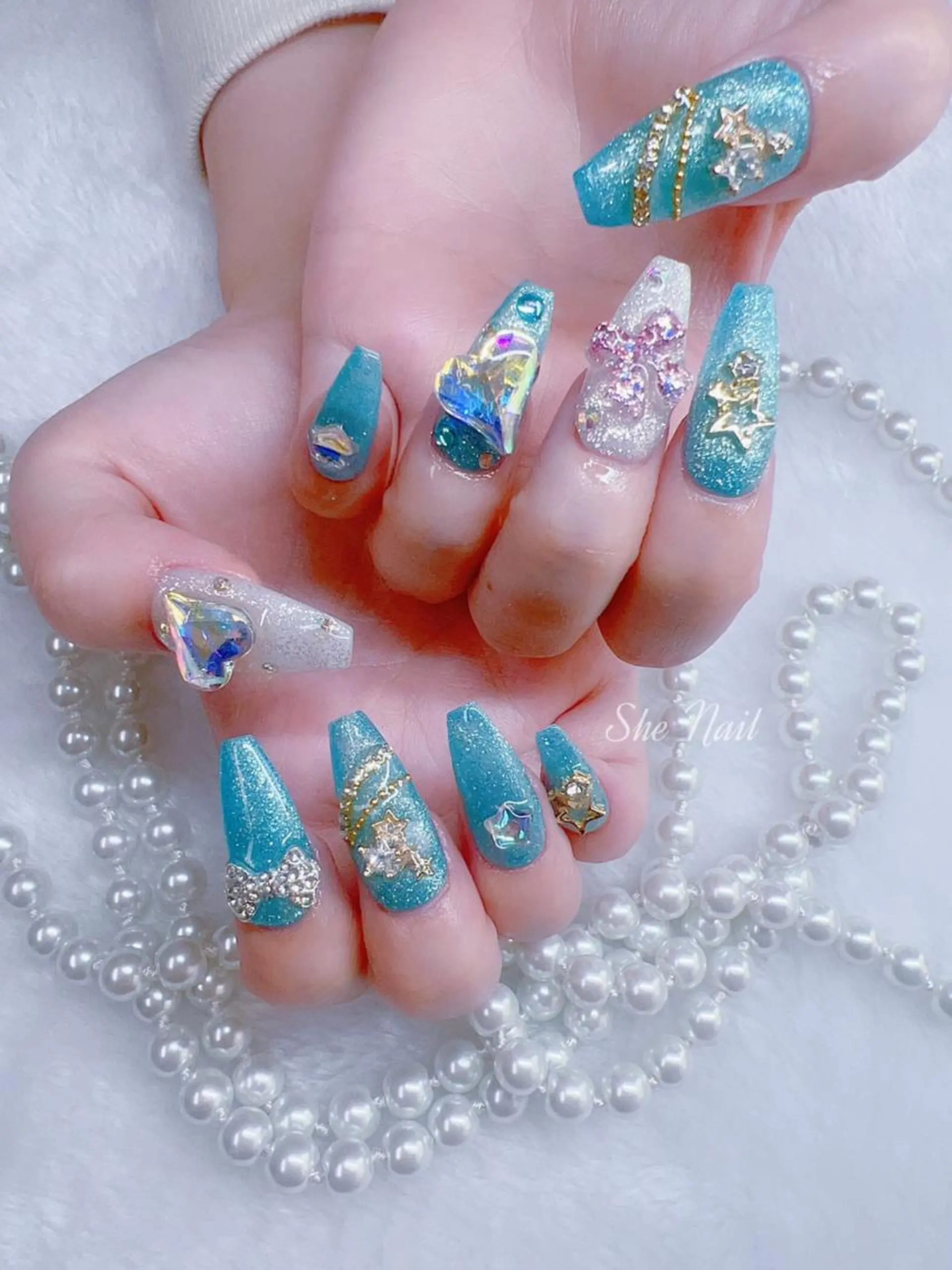 ネイル チークネイル フレンチネイル マグネットネイル 持ち込み ワンカラーネイル She   Nail所属・ISA_ BELLAのネイルデザイン