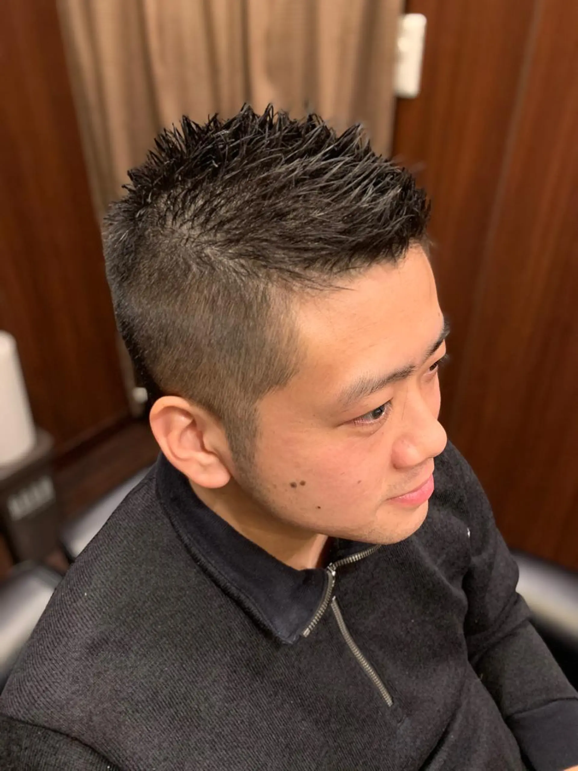 メンズ プレミアムバーバー 草野のヘアスタイル