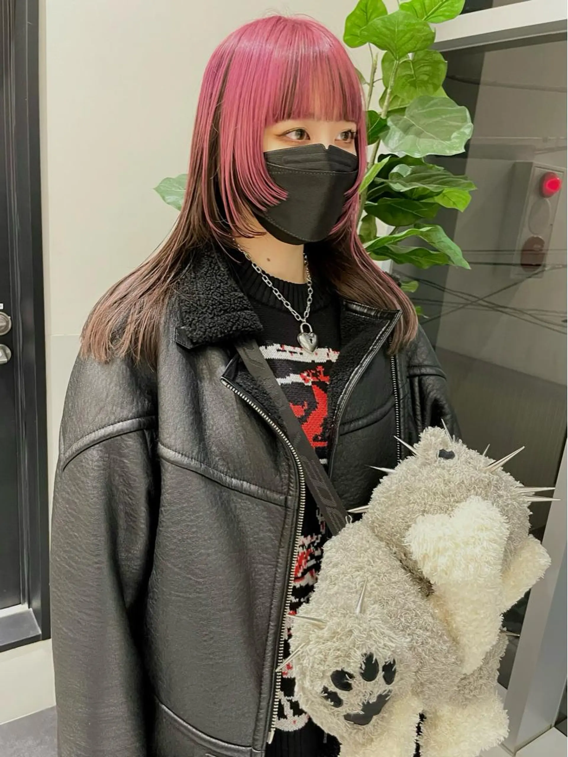 ミディアム カラー カット ヘアカラー トリートメント SALOWIN所属・ブリーチ🧹 ボブ✨レイヤーのヘアスタイル