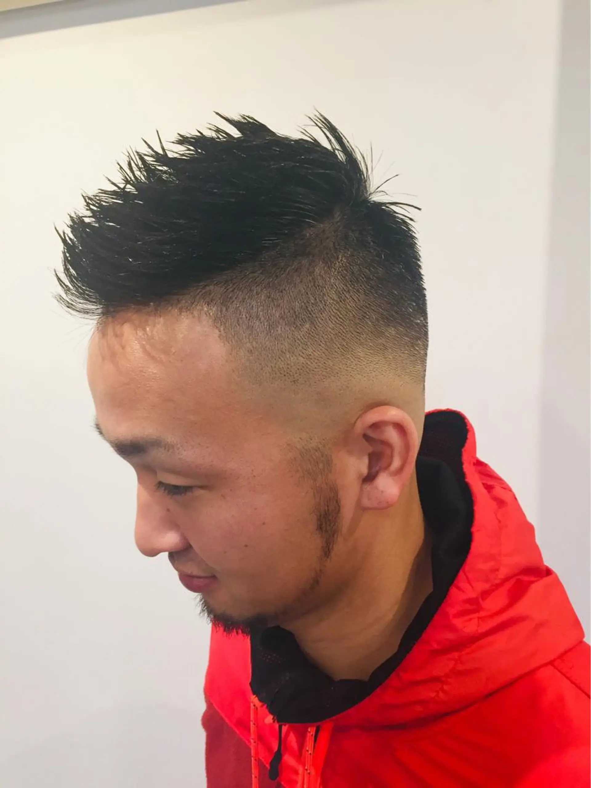 ショート メンズ フェードカット カット トリートメント ヘッドスパ ヘアセット 中村 優太のヘアスタイル