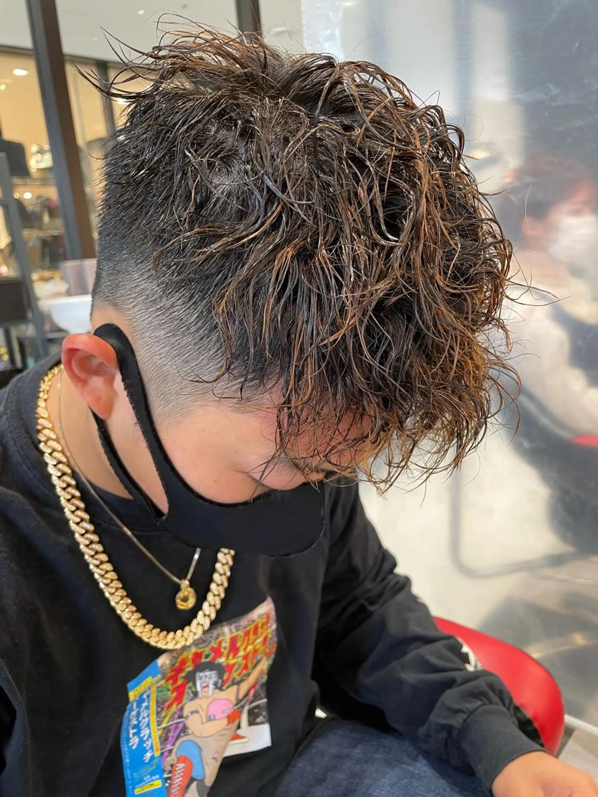 ショート カラー パーマ メンズ メンズパーマ メンズツイストパーマ ツイストパーマ パーマ メンズヘア特化 崎田 成人のヘアスタイル