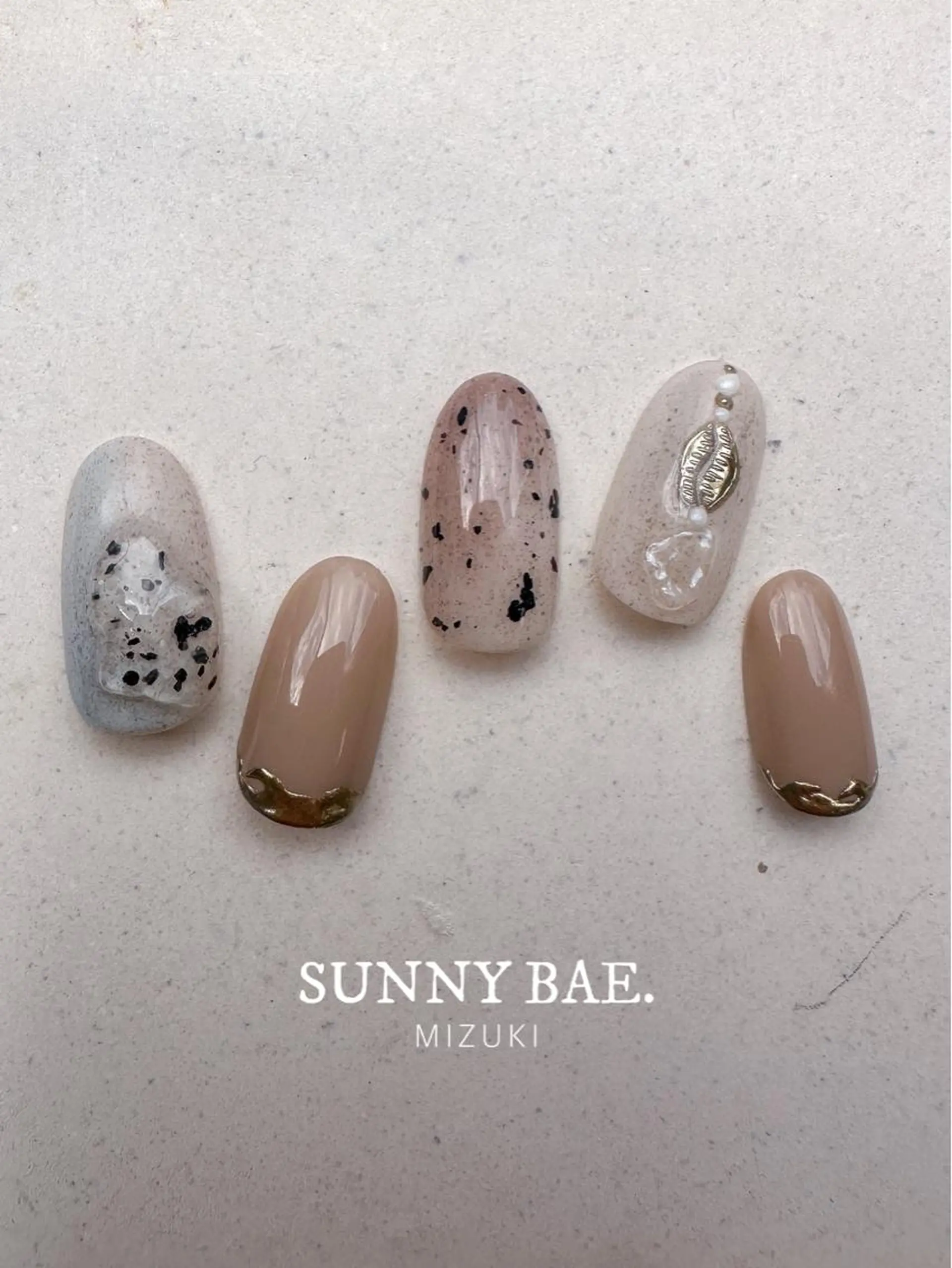 ネイル ジェルネイル ニュアンスネイル 夏ネイル ハンドネイル SUNNY BAE. 🌼MIZUKIのネイルデザイン
