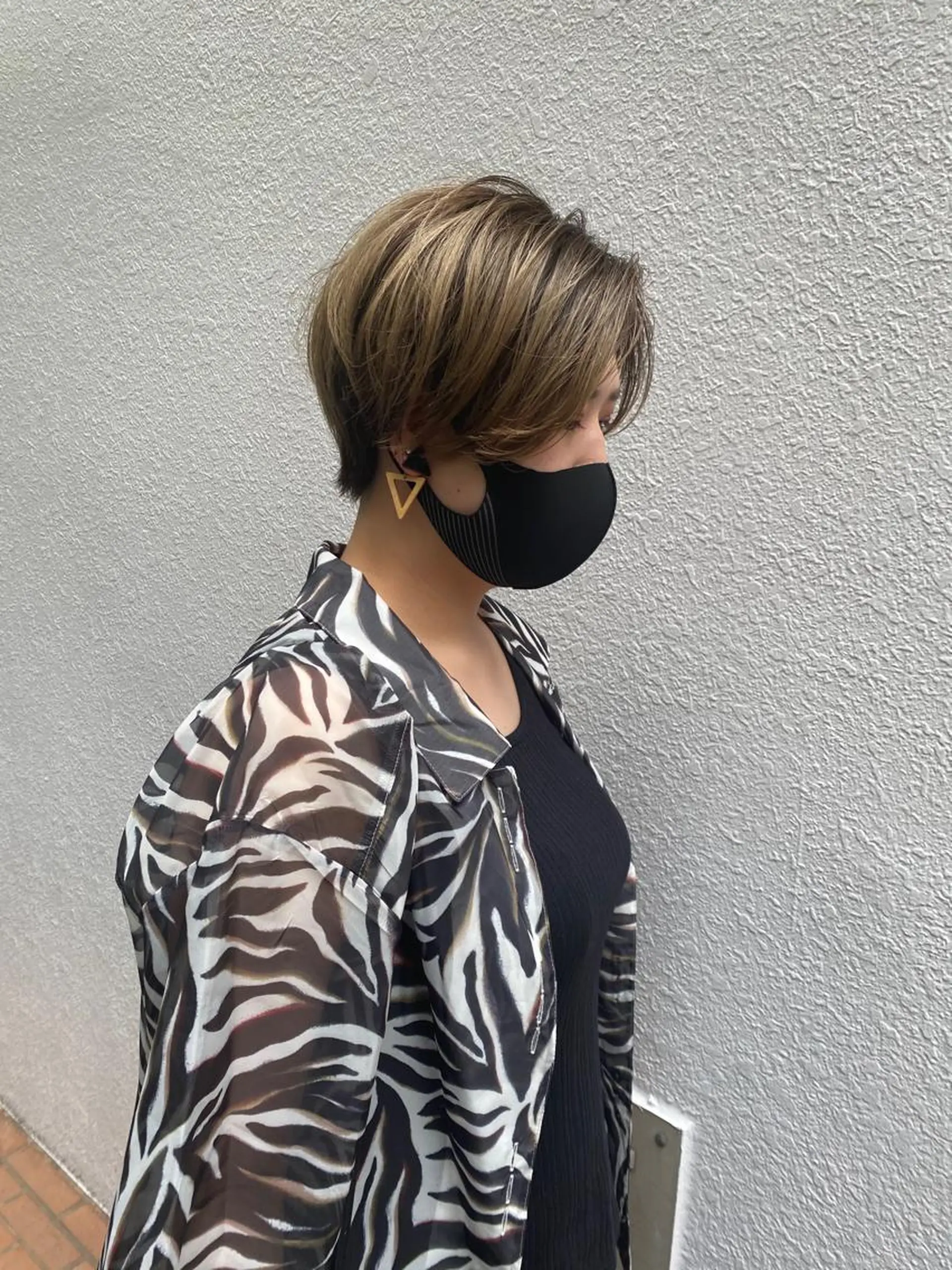 ショート カラー ハイトーンカラー ショートヘア カット ヘアカラー ハマベ イクト FLORENのヘアスタイル