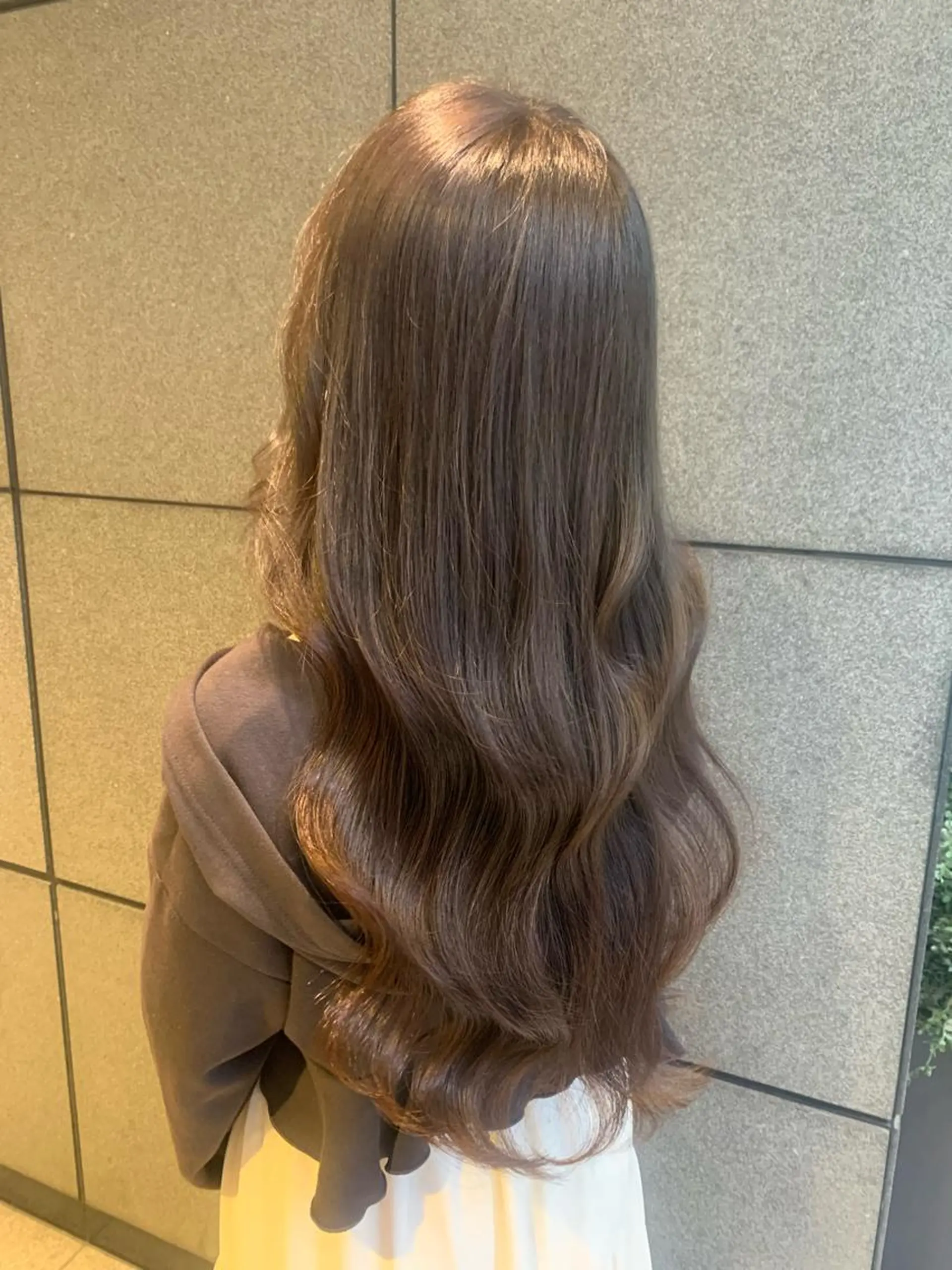 ロング カラー SALOWIN    銀座RAY 2所属・yamashika honokaのヘアスタイル