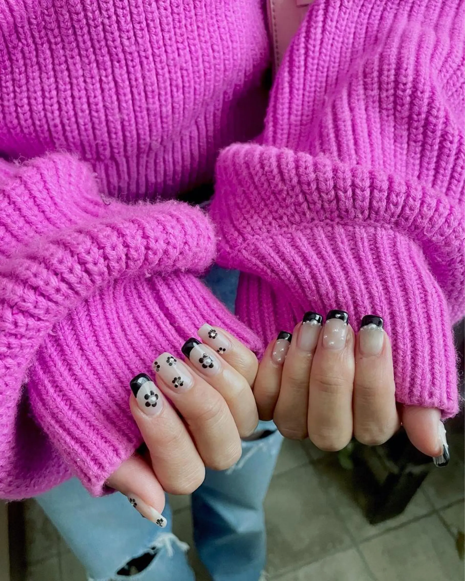 ネイル フットネイル フレンチネイル ジェルネイル 韓国ネイル ニュアンスネイル 甲斐市自宅サロン 🧸prunelleのネイルデザイン