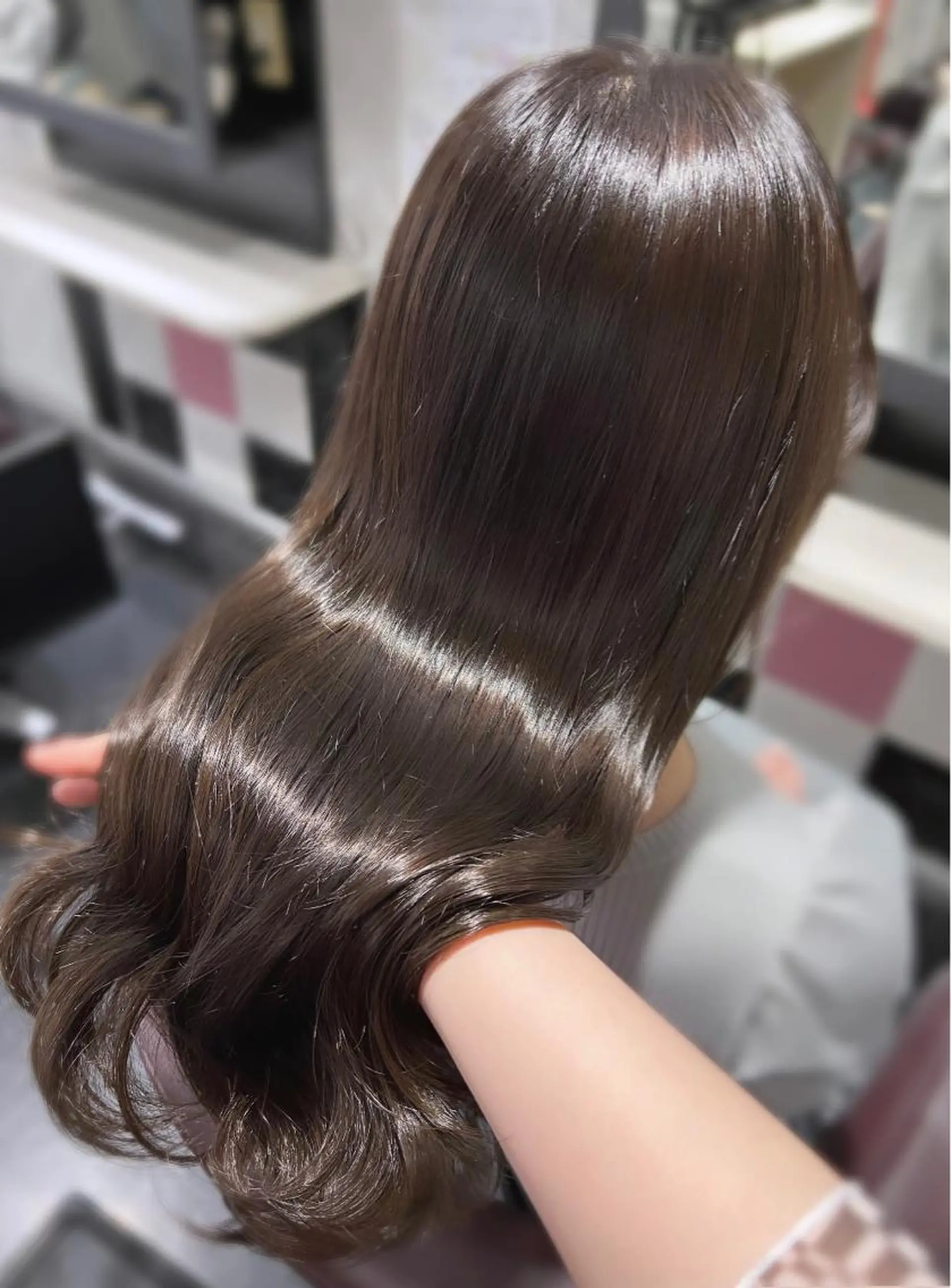 ロング カラー ベージュカラー ブラウンカラー ショコラグレージュ チョコレートブラウン ココアベージュ ヘアカラー トリートメント 艶髪モテヘア ♡tomimaのヘアスタイル