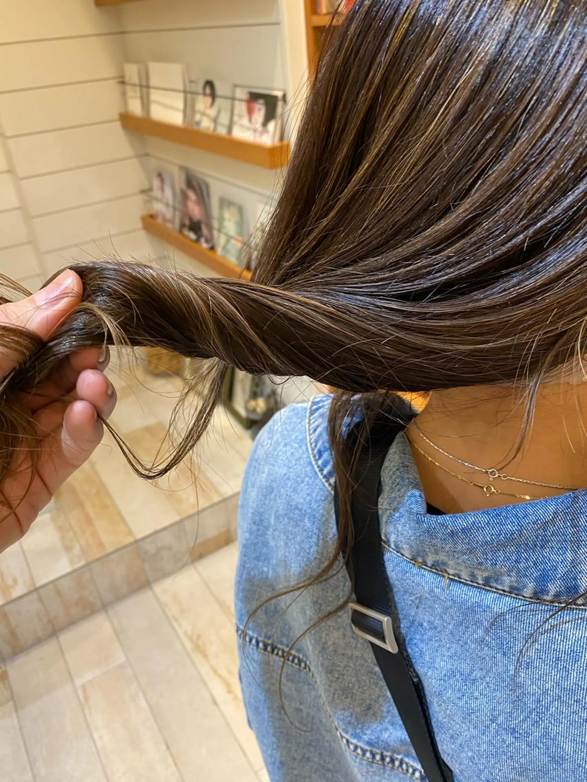 セミロング カラー ヘアカラー トリートメント 渋谷/韓国風 西原直樹のヘアスタイル