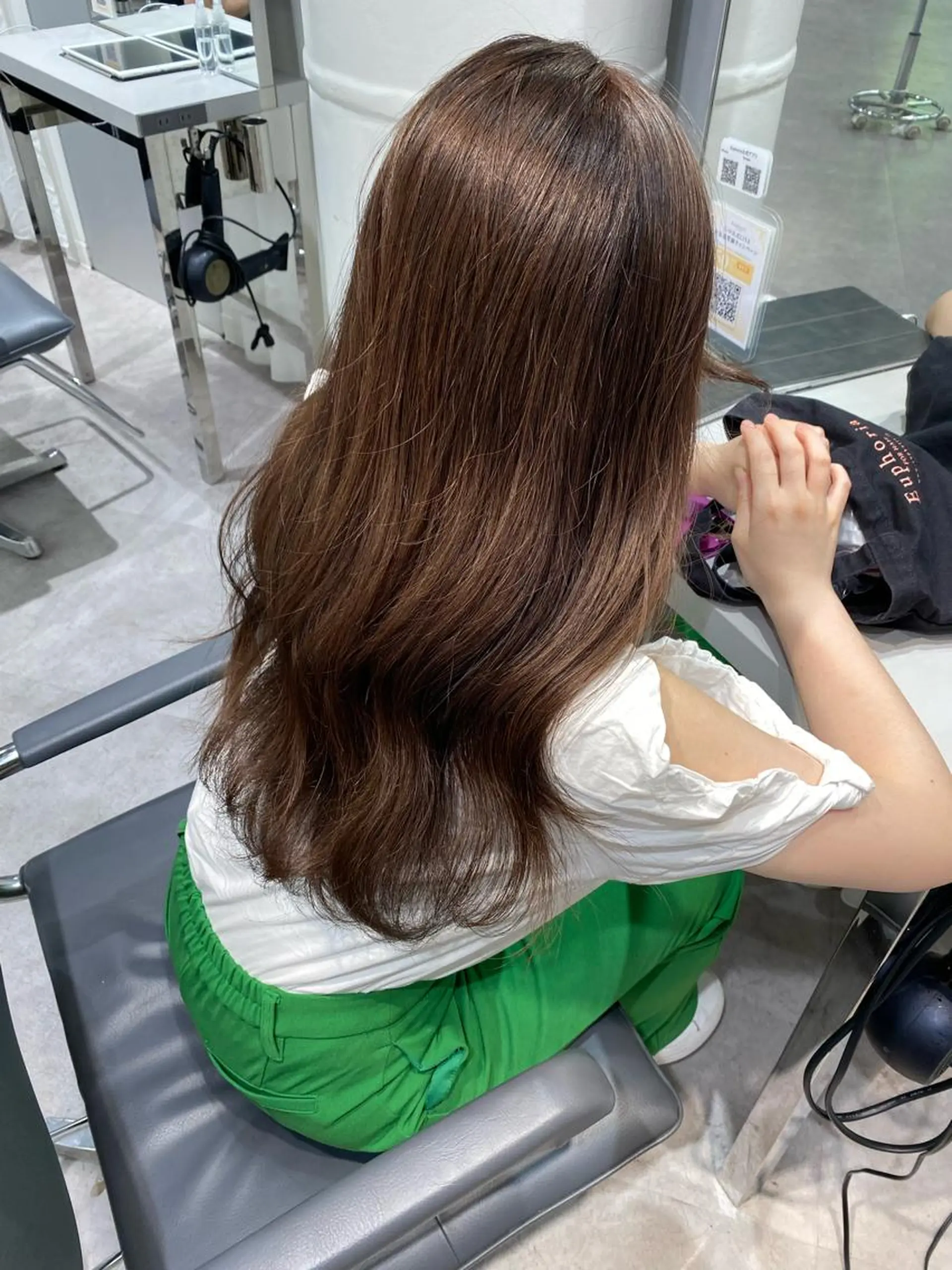 ロング カラー ブラウンカラー ピンクカラー ピンクブラウン Euphoria SHIBUYAGRANDE所属・🎀カットモデル募集 🎀AKARI🎀のヘアスタイル