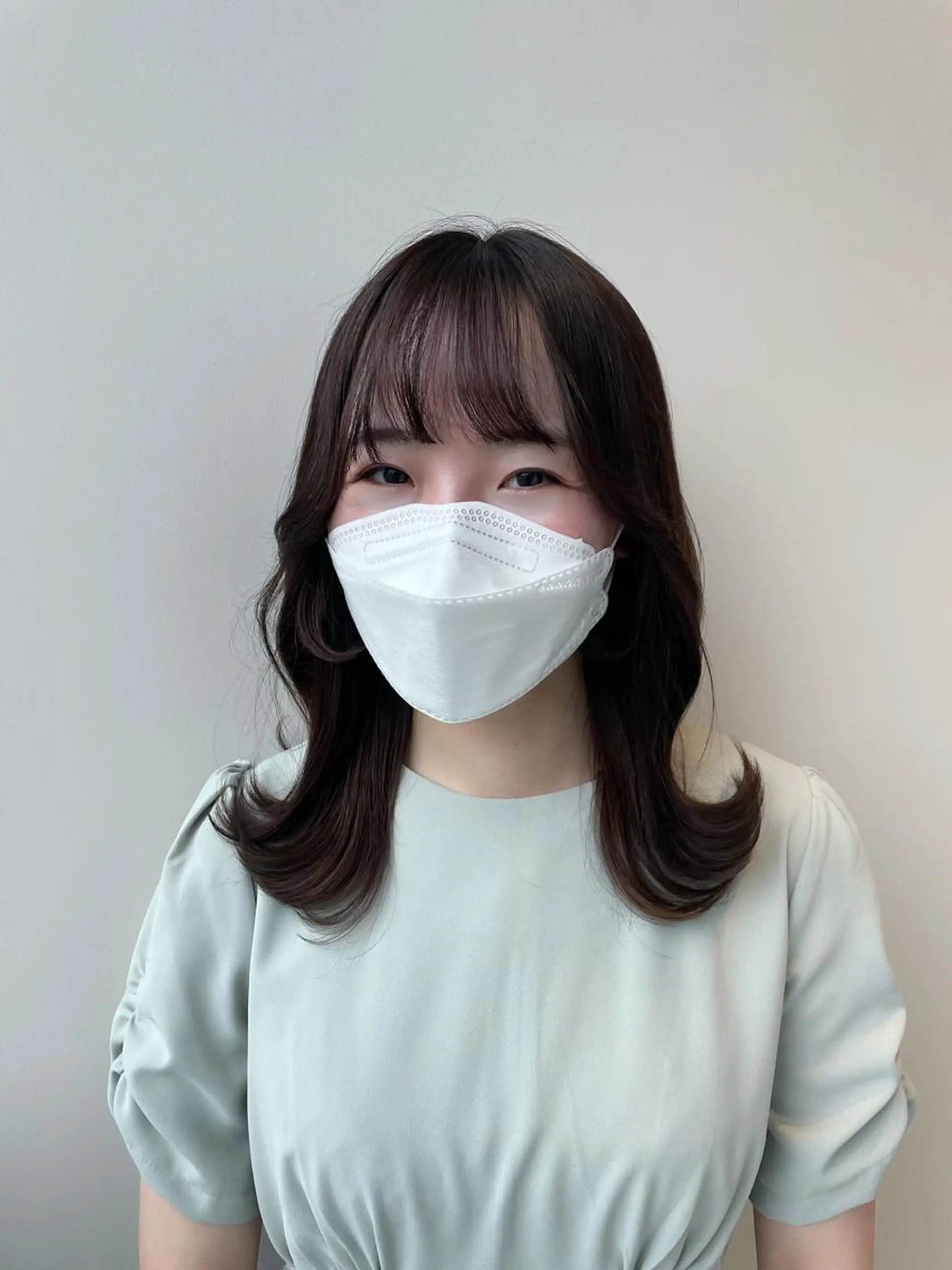 セミロング 韓国風ヘア レイヤーカット ❤︎︎韓国ヘア❤︎︎ 𝑺𝒉𝒊𝒉𝒐のヘアスタイル