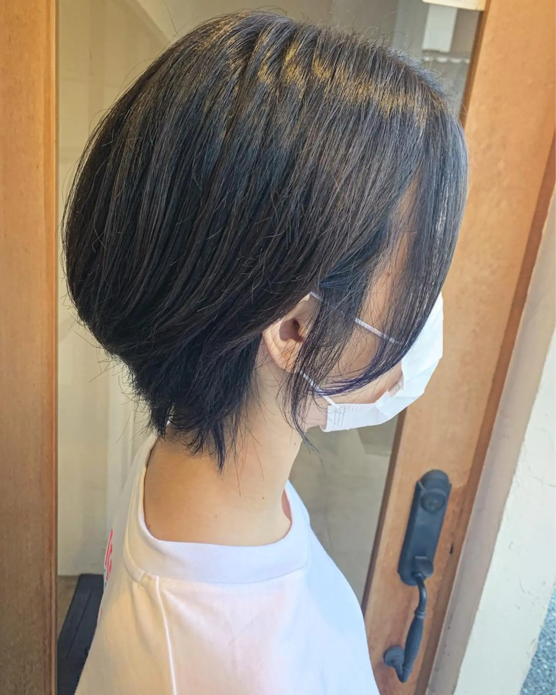 ショート カラー アッシュ アッシュブラウン ミストバング ブルーカラー ブラウンカラー Morpho Hair Product所属・井上 花音のヘアスタイル