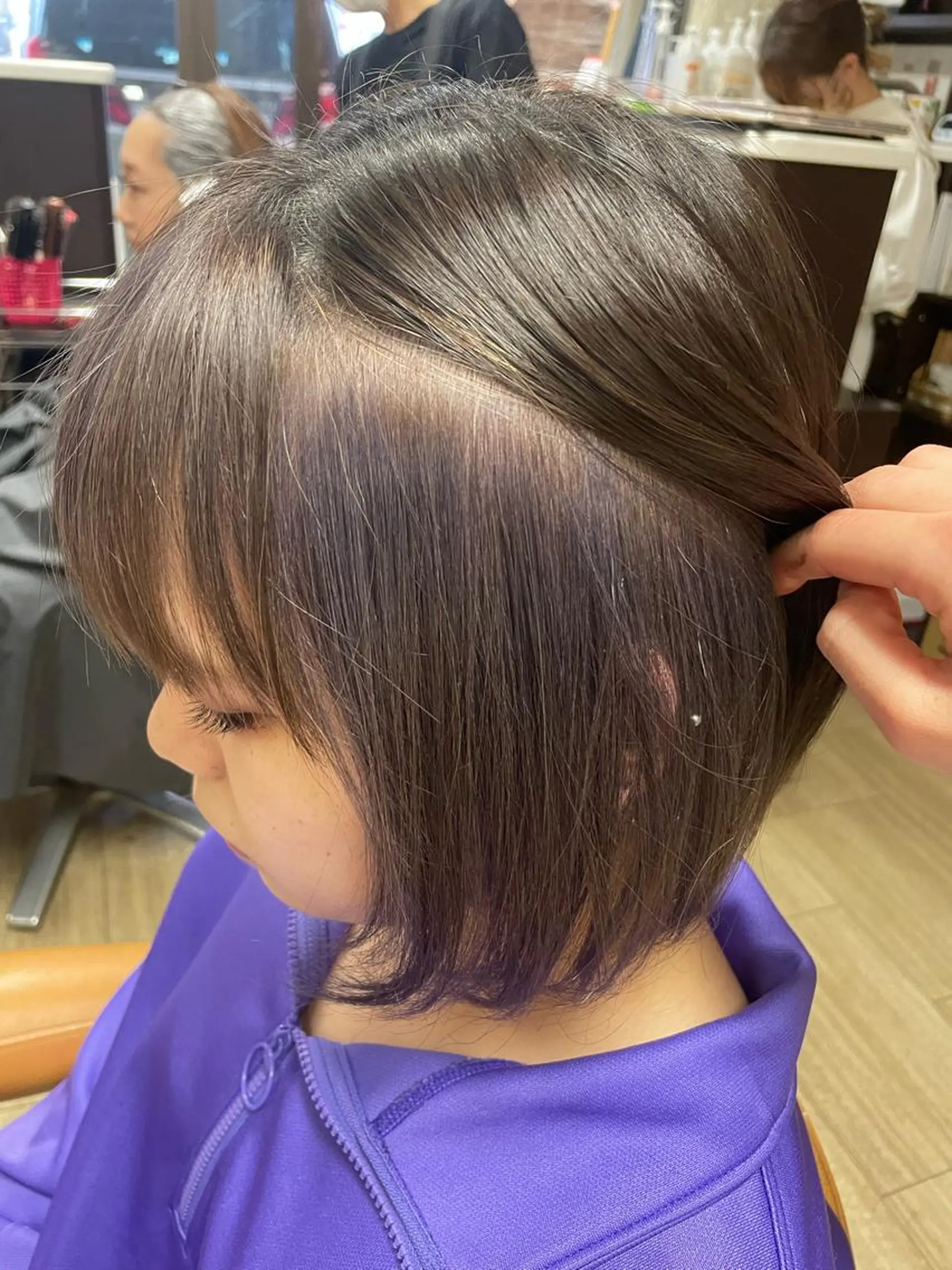ショート カラー バイオレットカラー ヘアカラー 徳留 もも花のヘアスタイル