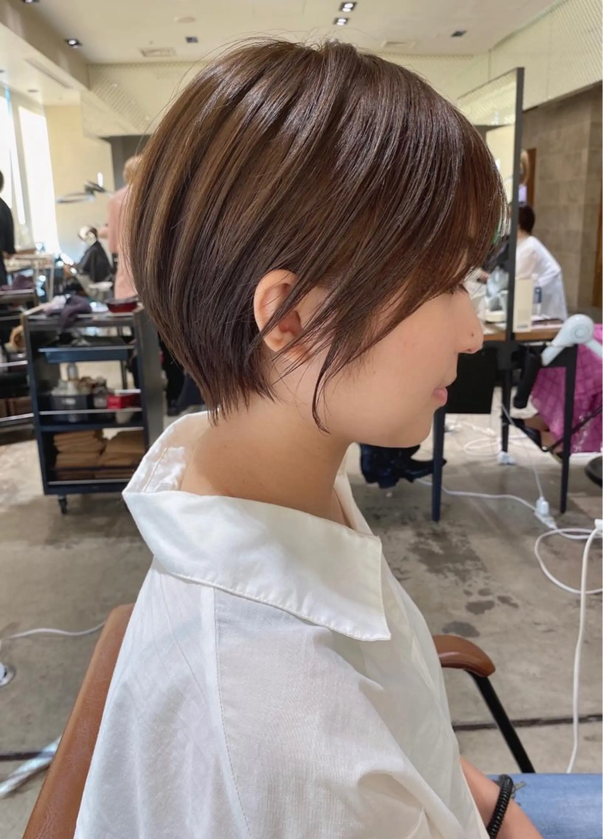 ショート カラー 丸みショート ショートヘア 小顔カット 伊奈 航平のヘアスタイル