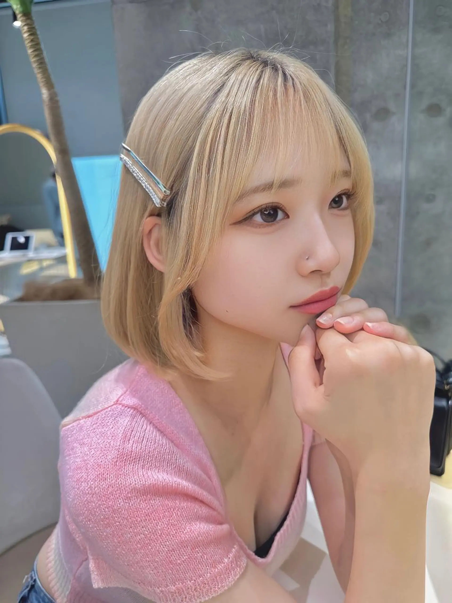 ミディアム カラー かえ🩶韓国ボブ🎀 透明感カラー🥣のヘアスタイル