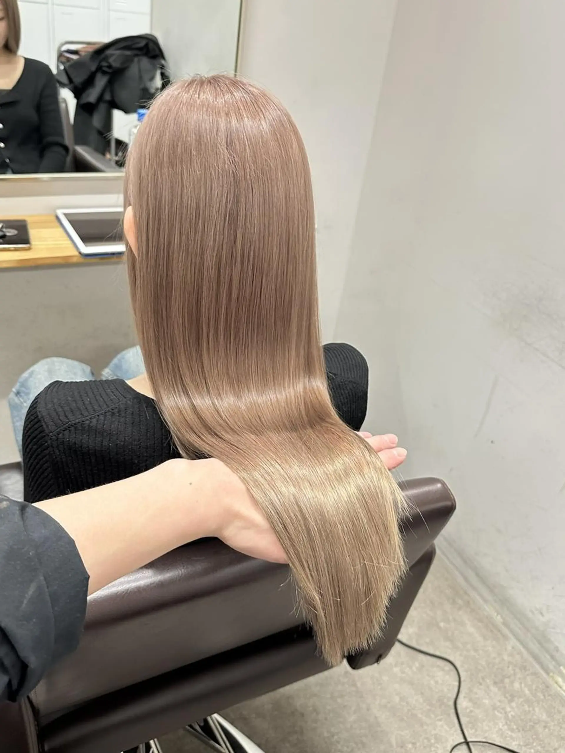 ロング カラー ブリーチ ダブルカラー カット ヘアカラー トリートメント ✨【公式】 juhl.横浜✨のヘアスタイル