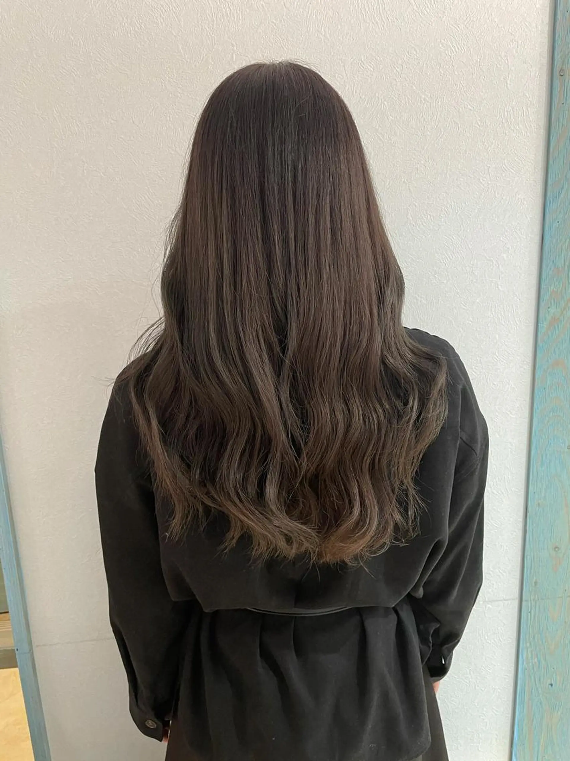 ロング カラー 栗原 瑠世のヘアスタイル