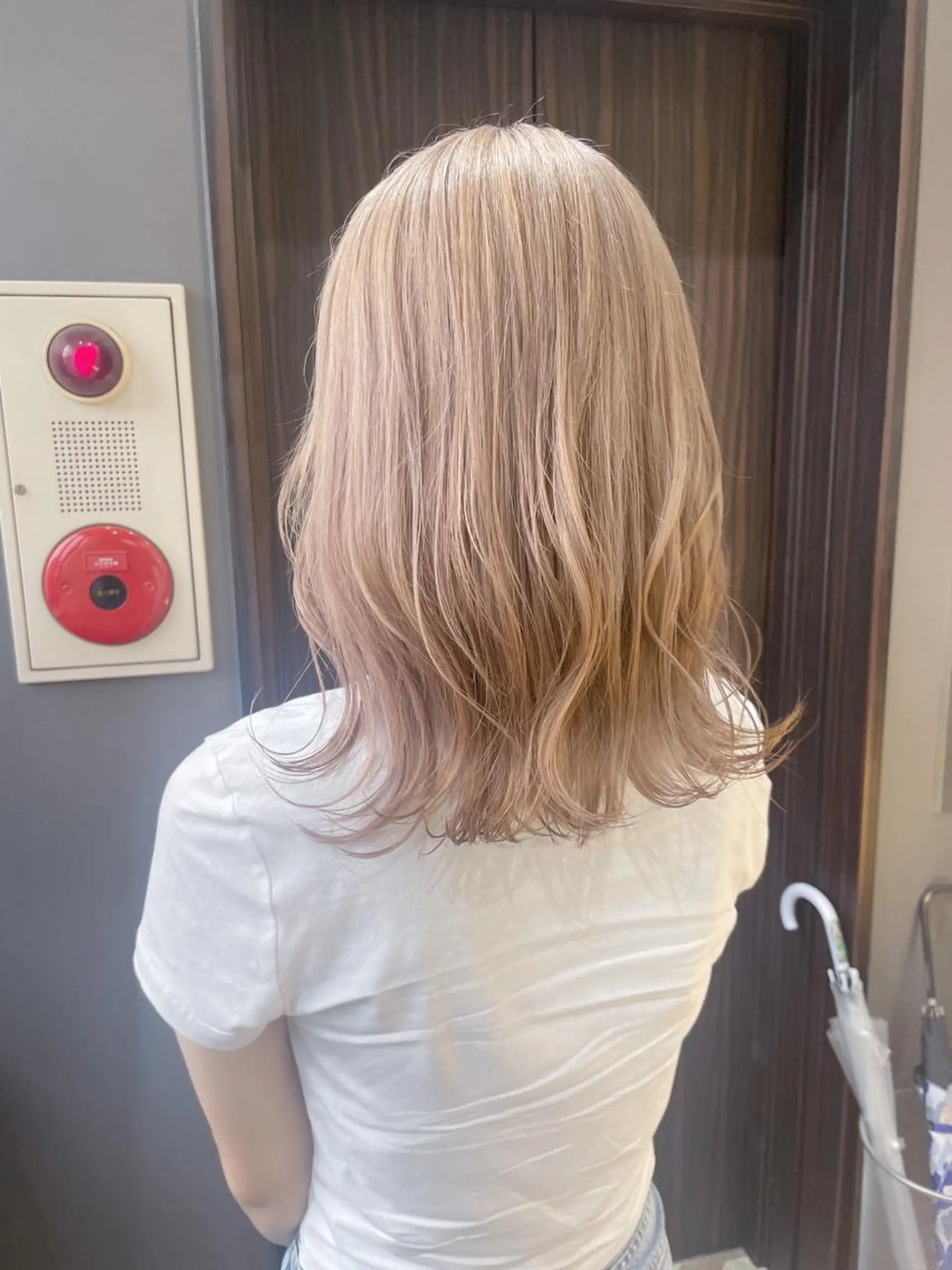 ミディアム カラー AiM エイム　韓国レイヤーのヘアスタイル