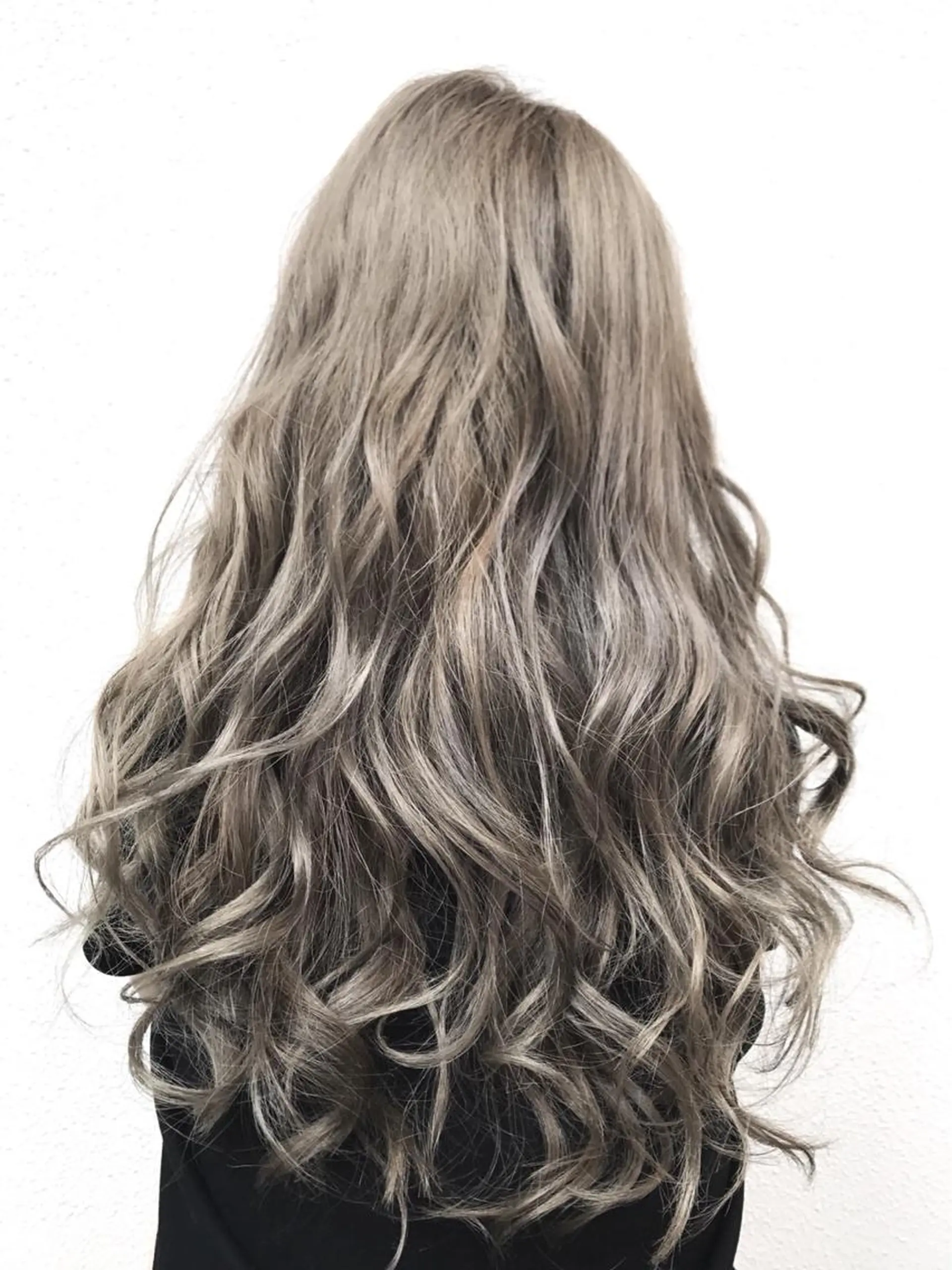 ロング カラー ヘアカラー トリートメント 髪質改善🌟透明感 🌟三塚有紀子のヘアスタイル