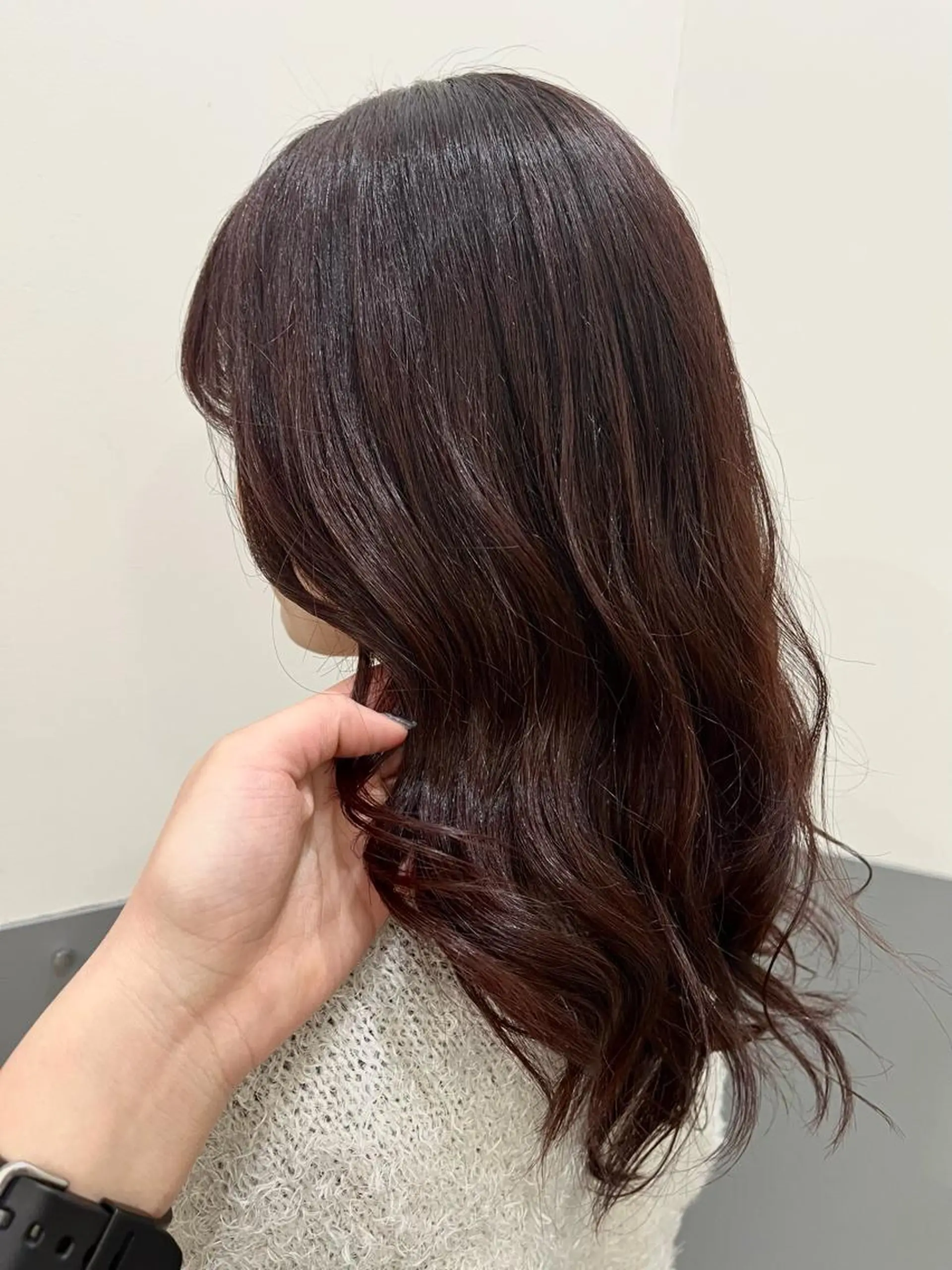 ロング 松尾 優依のヘアスタイル