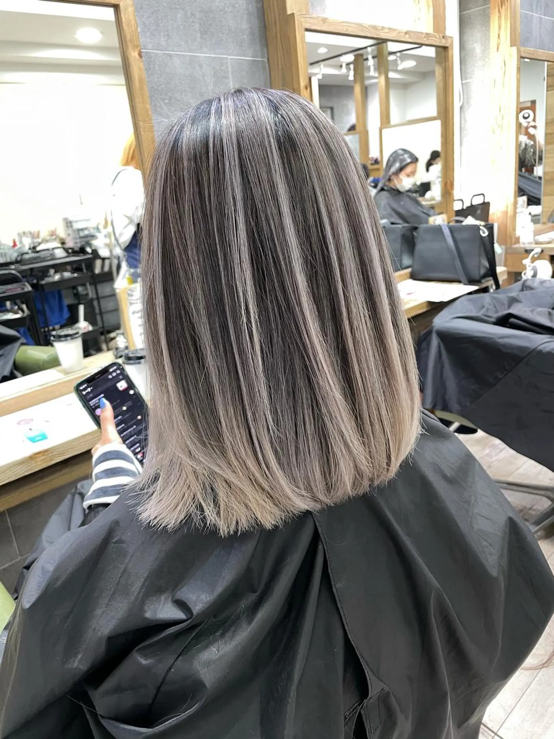 ミディアム gisele所属・小山 一之のヘアスタイル