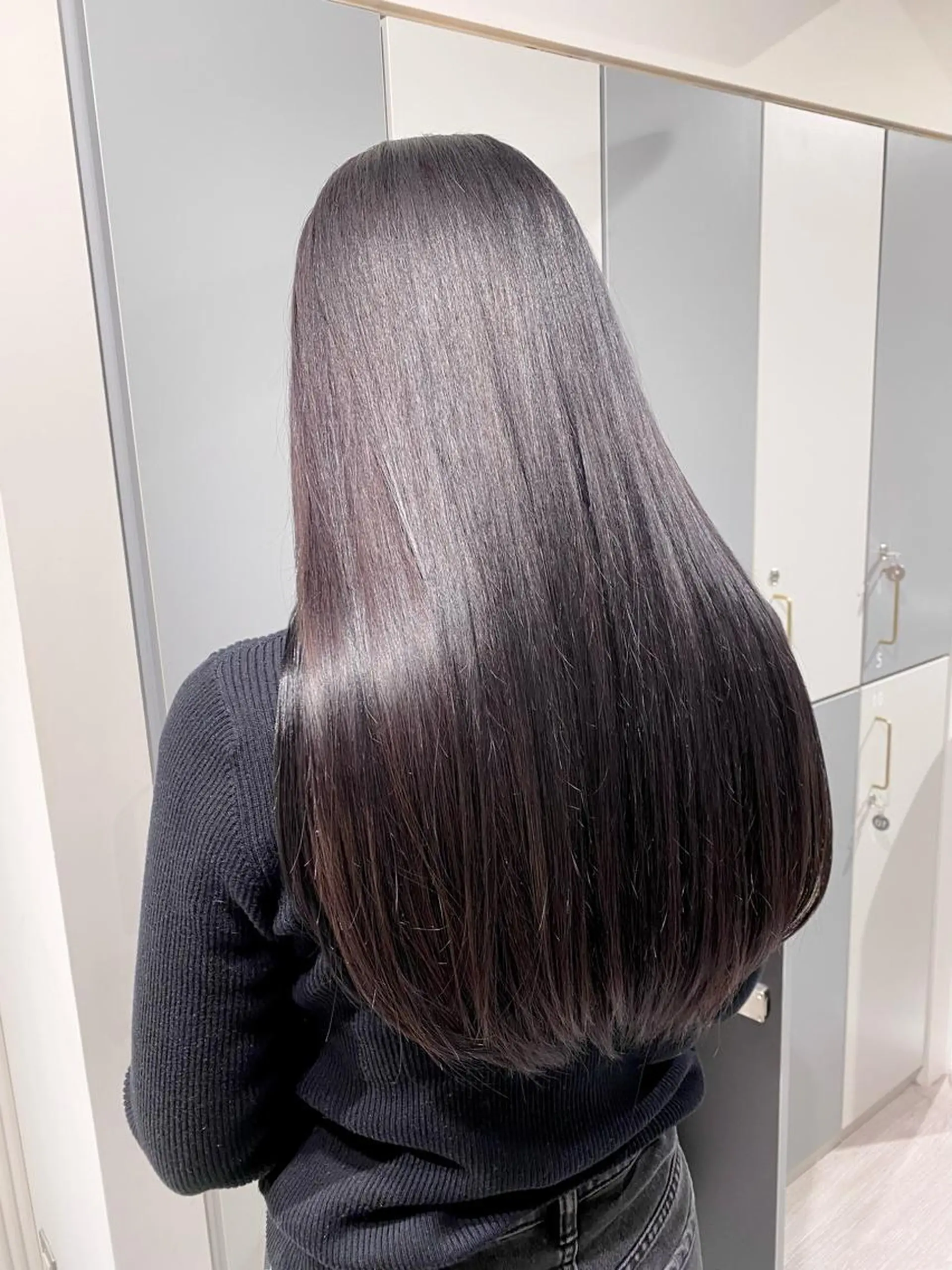 ロング カラー グレージュ 髪質改善 ヘアカラー LOVESTOIKE 堂本のヘアスタイル
