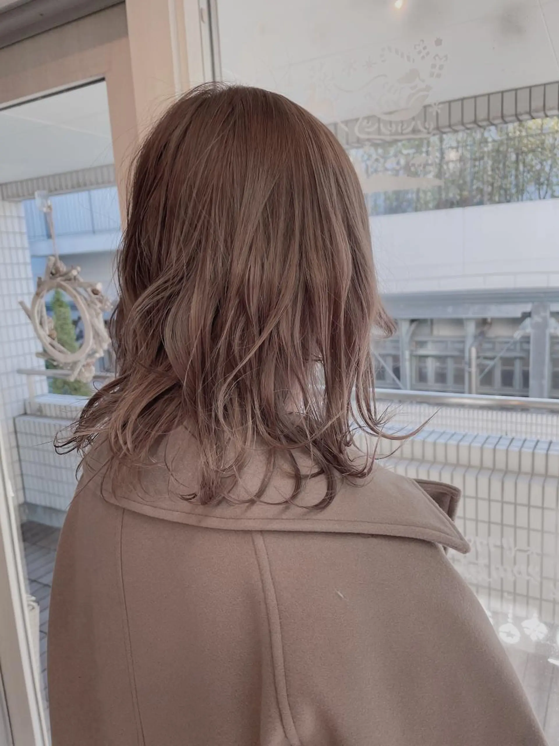 ミディアム salowin 原宿店所属・髪質改善ULTOWA 縮毛矯正モリムラのヘアスタイル