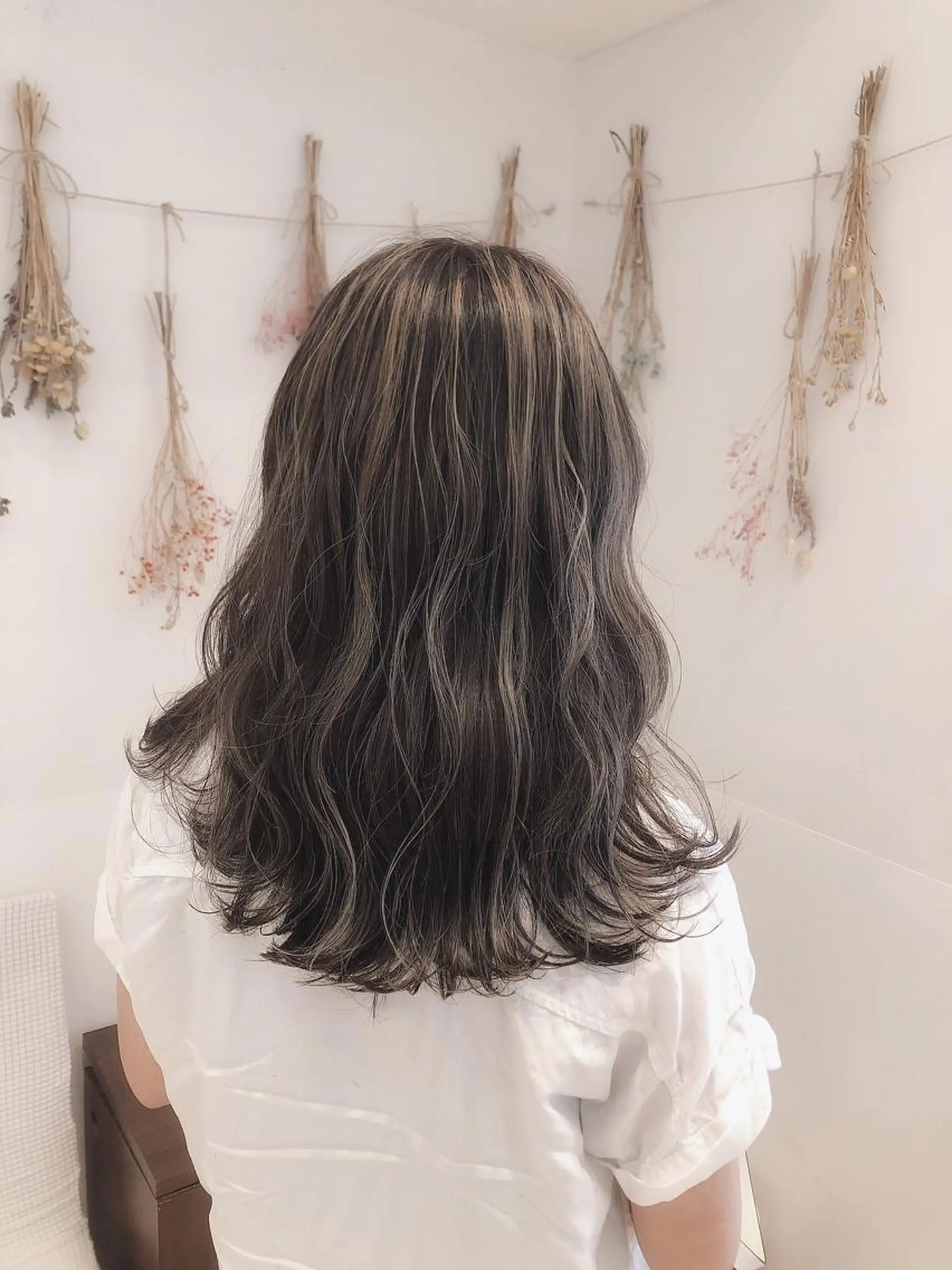 セミロング カラー ベージュカラー グレージュ はだゆうき @hadadan08のヘアスタイル