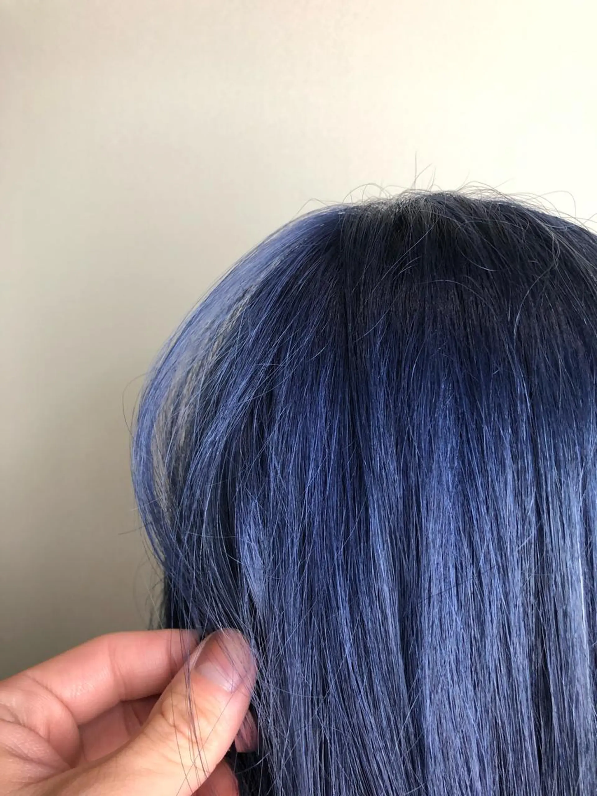 ミディアム 🌈インナーカラー 手塚直生のヘアスタイル
