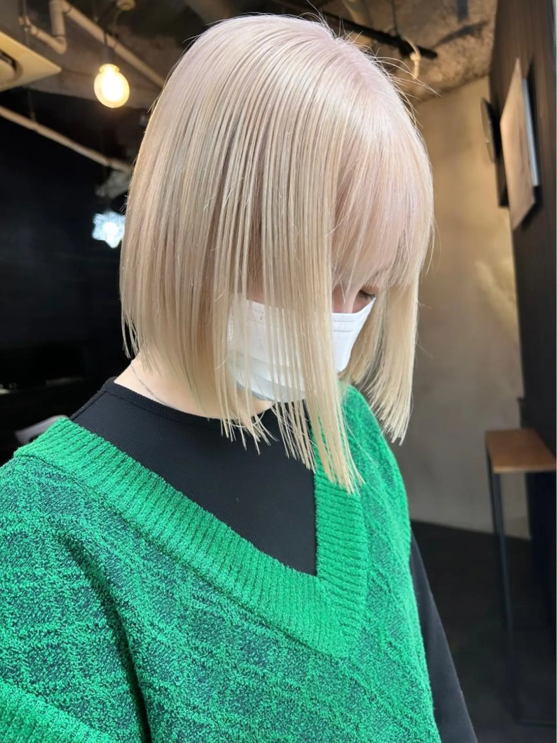 ミディアム カラー ハイトーンカラー ボブ カット ヘアカラー トリートメント 🧸艶々韓国ヘア 🧁mizunaのヘアスタイル