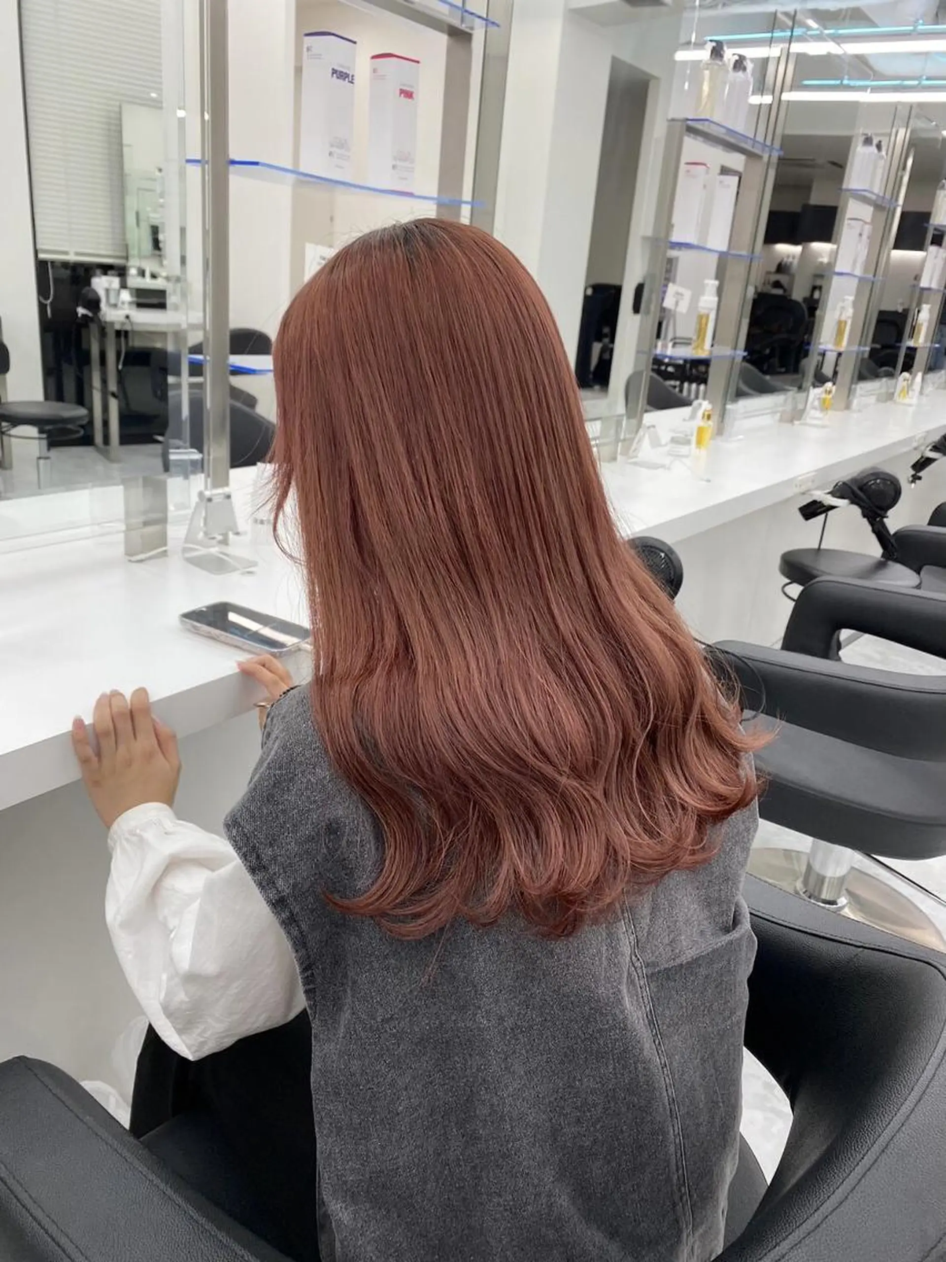 カラー トレンド暖色ヘア♥️ miu♥️のヘアスタイル