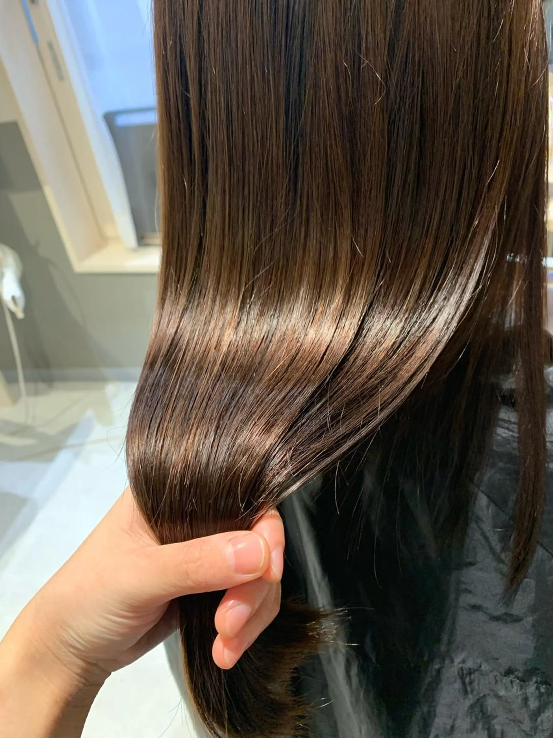 セミロング トリートメント Eleanor 立川北口のヘアスタイル