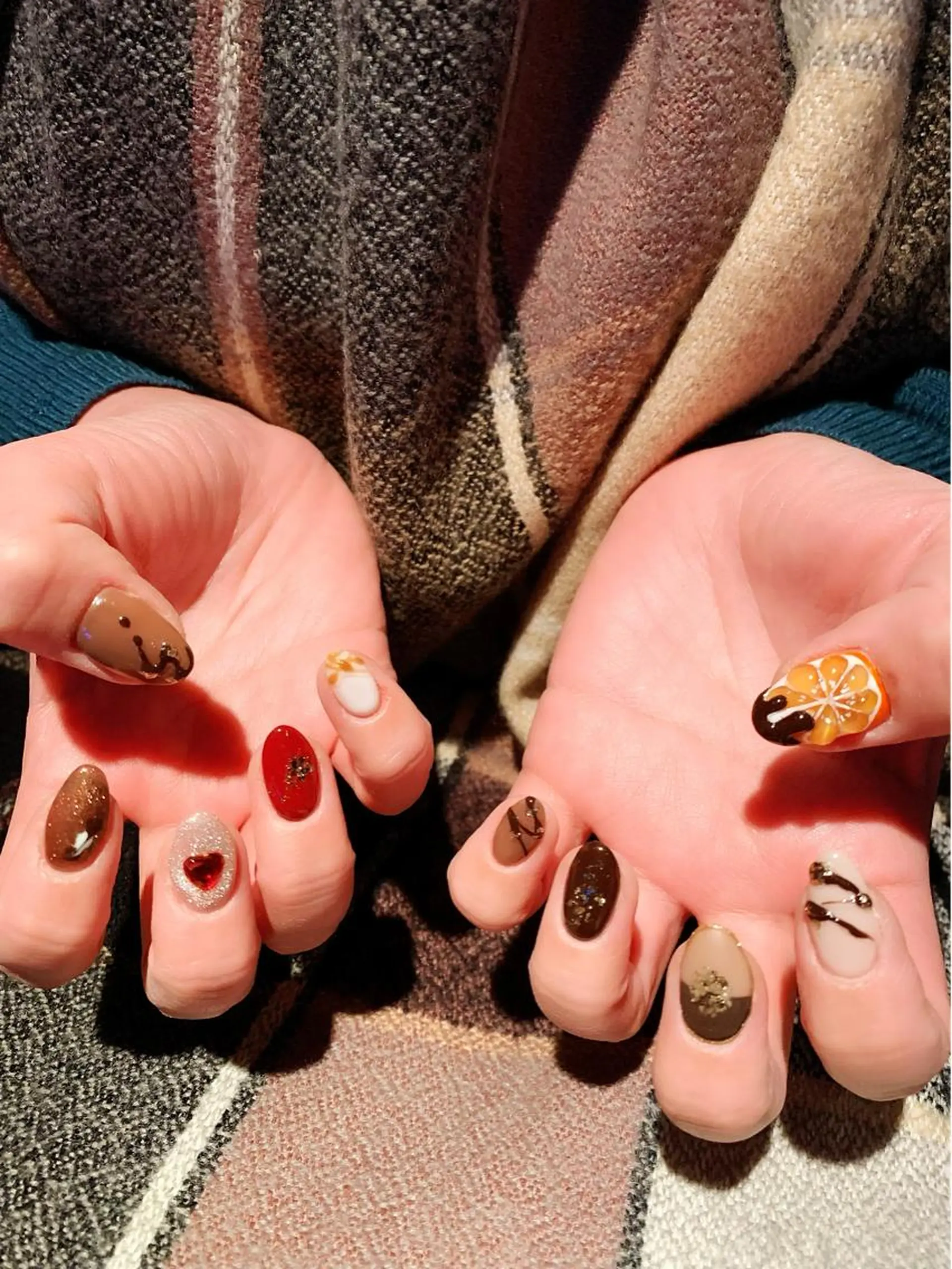 ネイル バレンタイン ハンドネイル Nail Salon R.N アールドットエヌ所属・R.N アールドットエヌのネイルデザイン