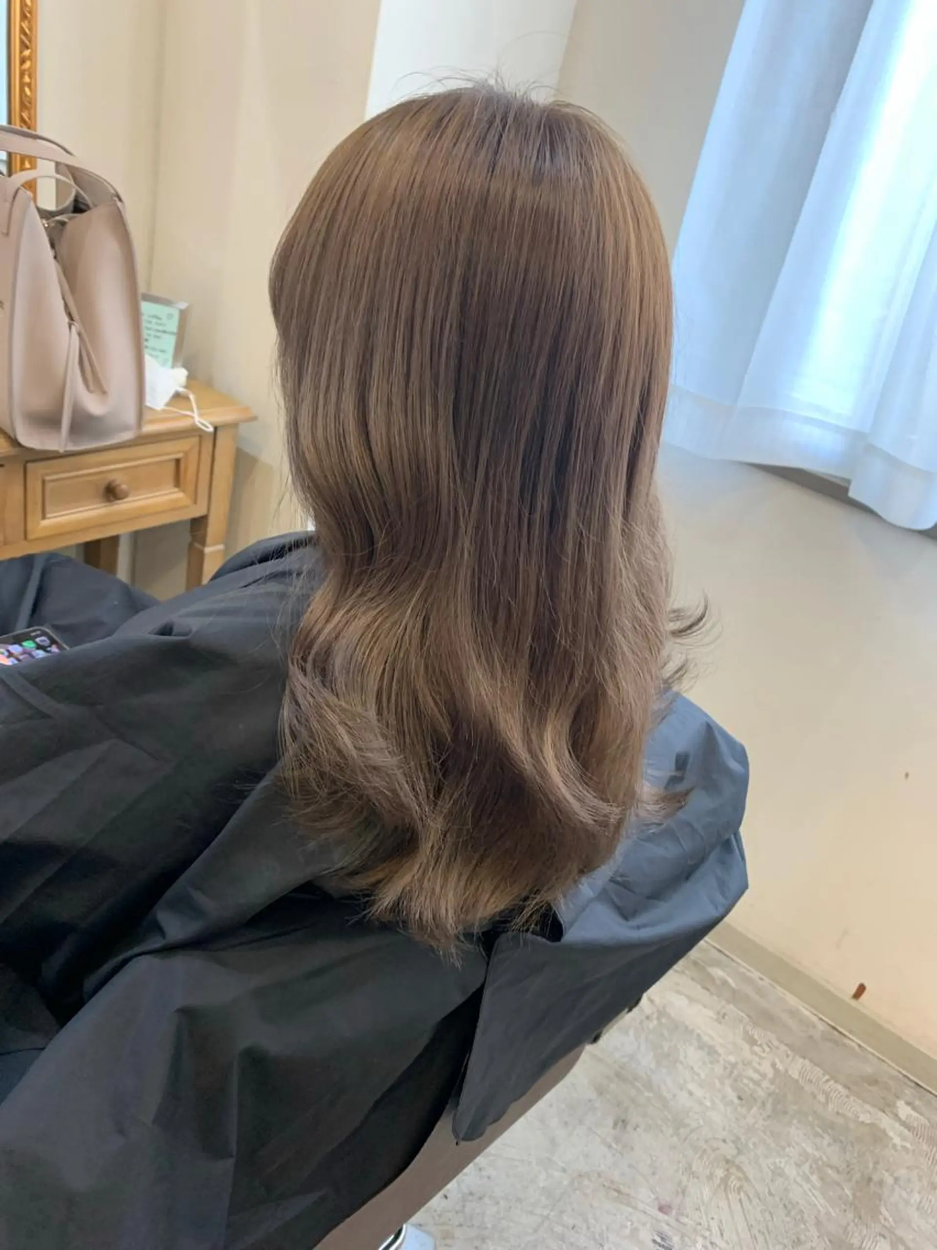 セミロング カラー 縮毛矯正×韓国ヘア ×髪質改善×レイヤーのヘアスタイル