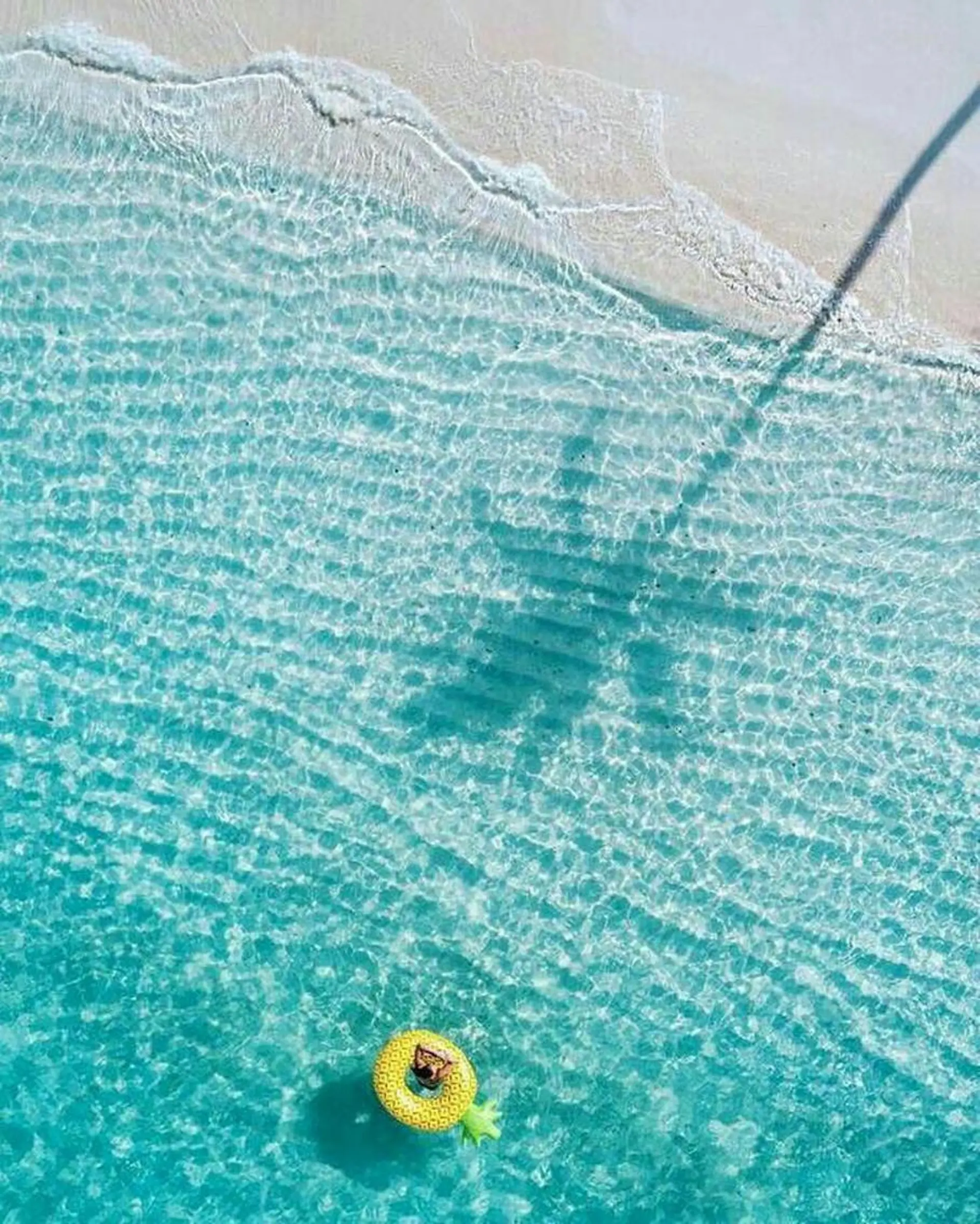 𝐘𝐎𝐒𝐇𝐈 𝐌𝐈🌞🏝のマツエク・マツパデザイン