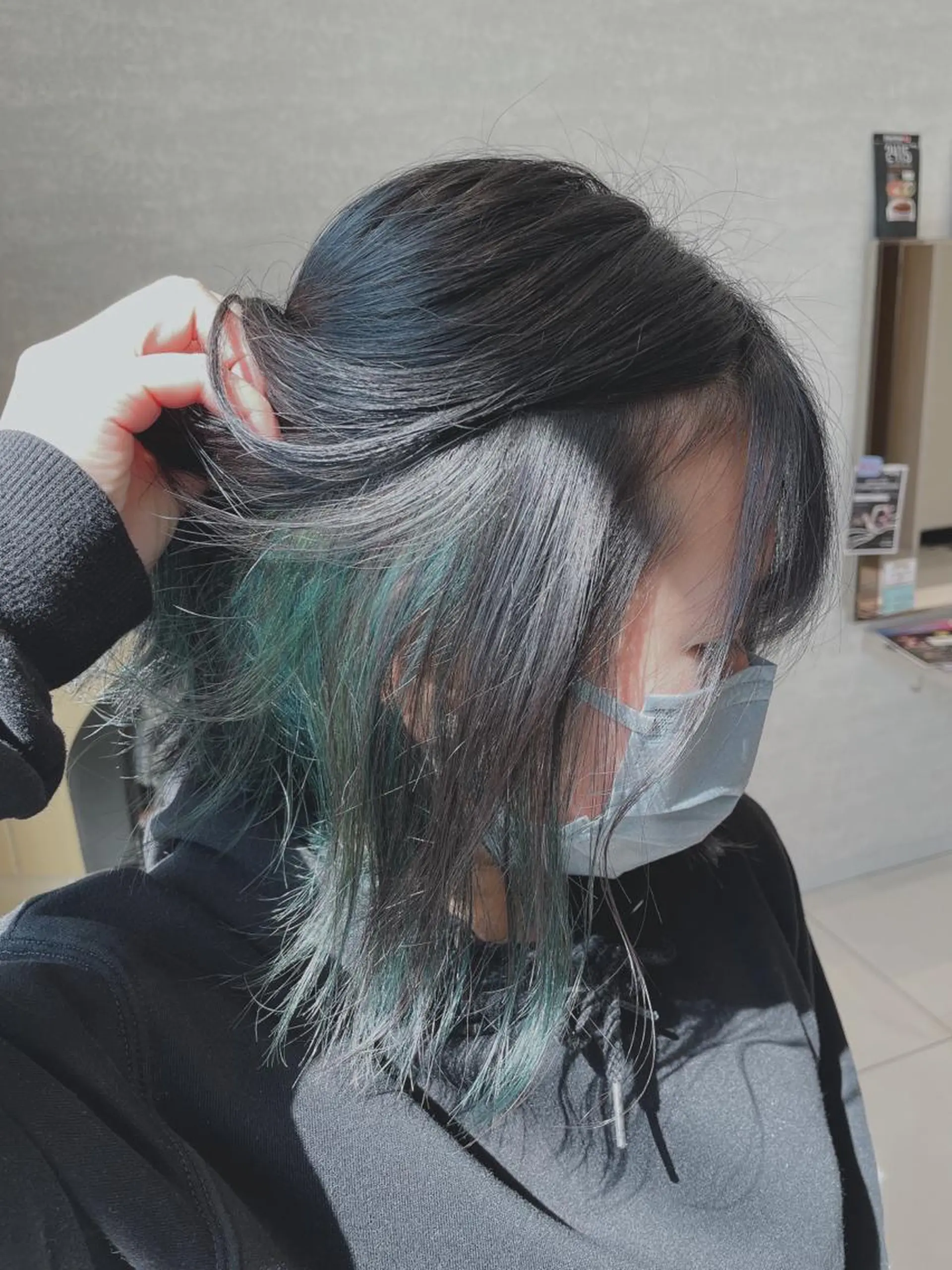 ショート カラー ご新規様限定クーポン あります　桂口　烈闘のヘアスタイル