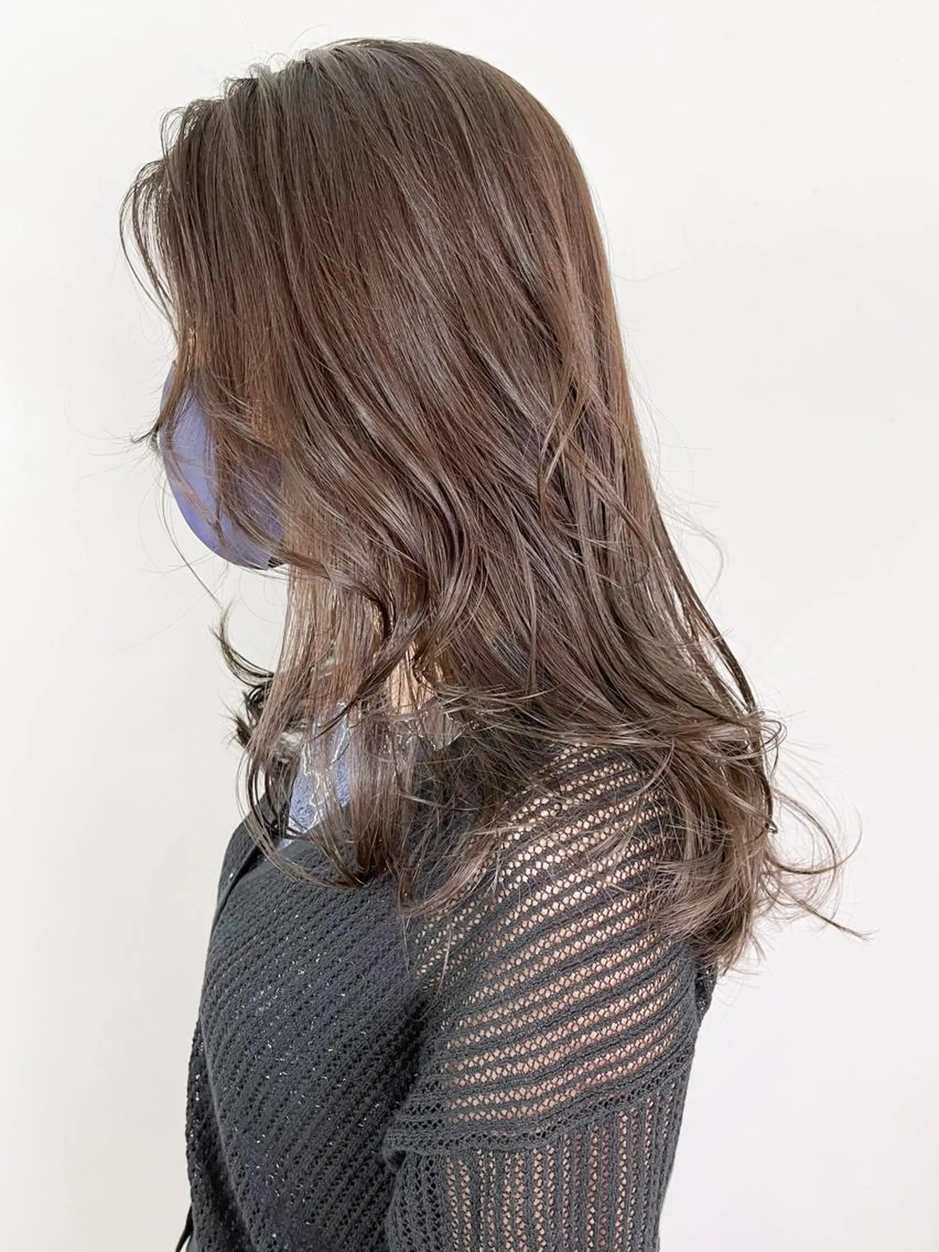 セミロング カラー ダークグレー ダークグレージュ グレージュ ITbyALBUM 松戸のヘアスタイル